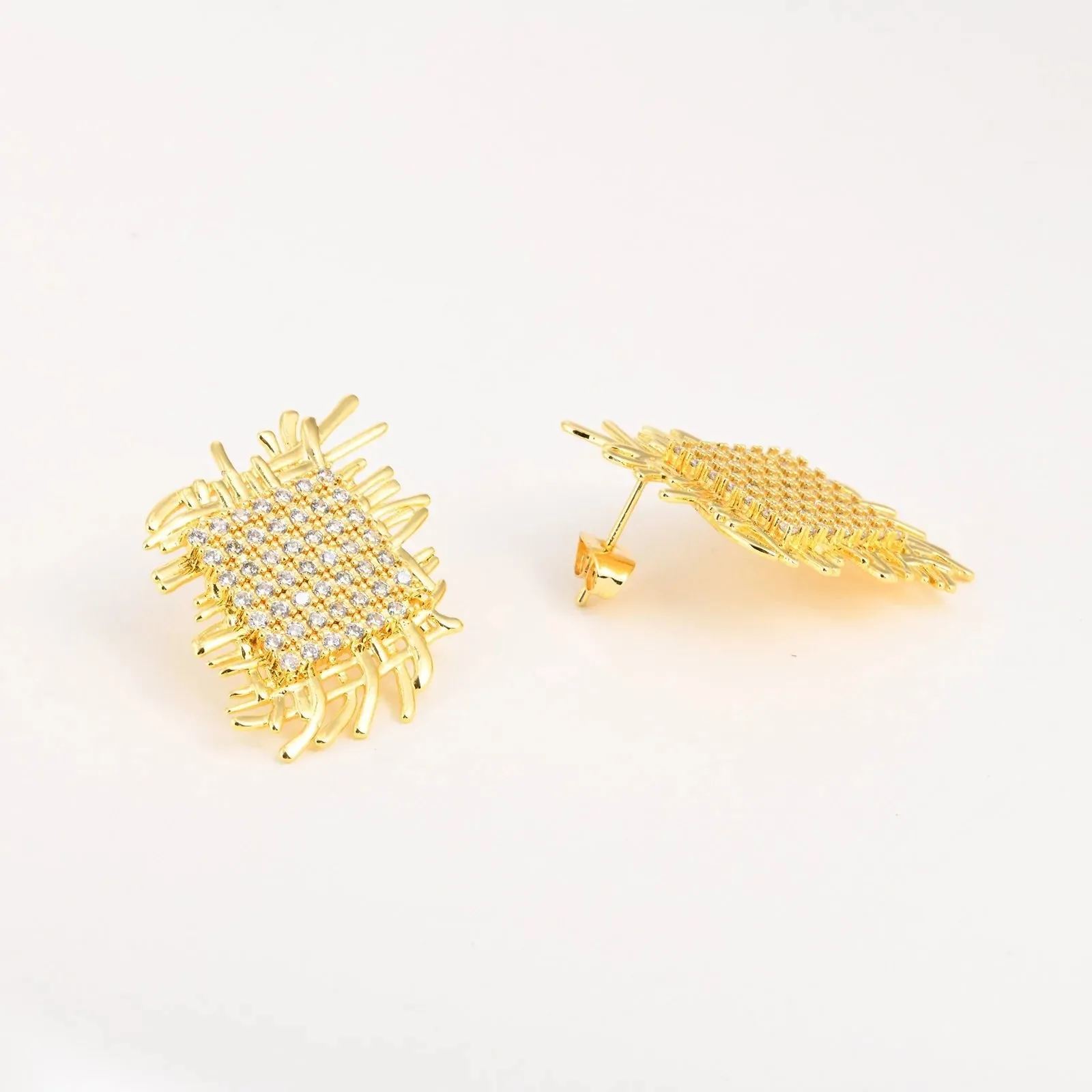 14k Braided Diamond Square Earrings