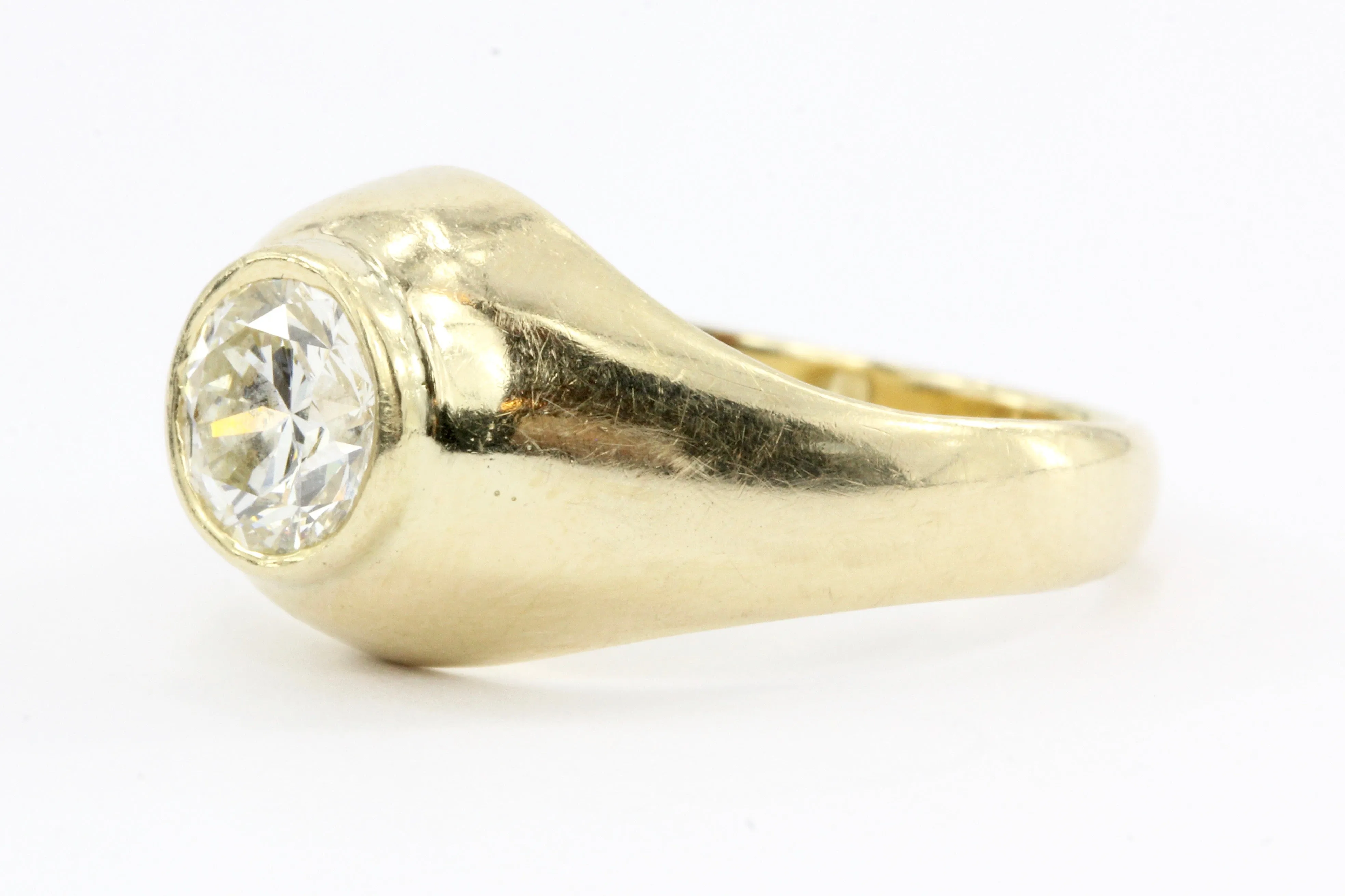 14K Gold 1 Carat Modern Gypsy Set Ring Size 7.5