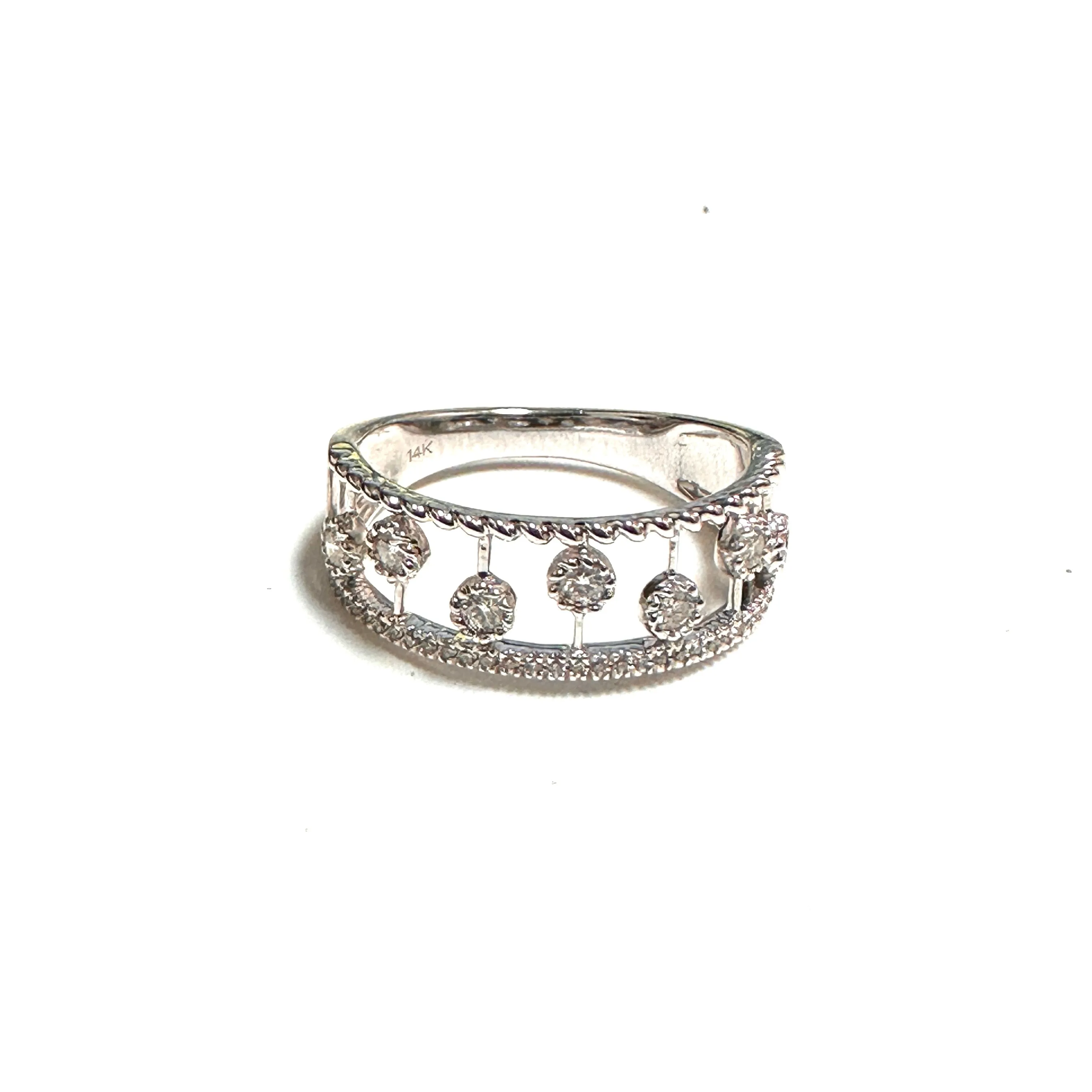 14K White Gold (0.25ct) Contemporary Diamond Ring