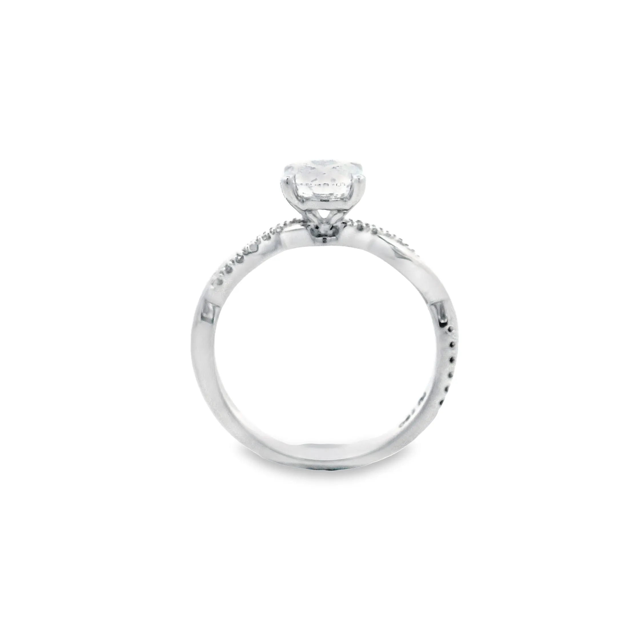 18ct White Gold Round Brilliant Lab Grown Diamond Engagement Ring TDW= 1.15ct