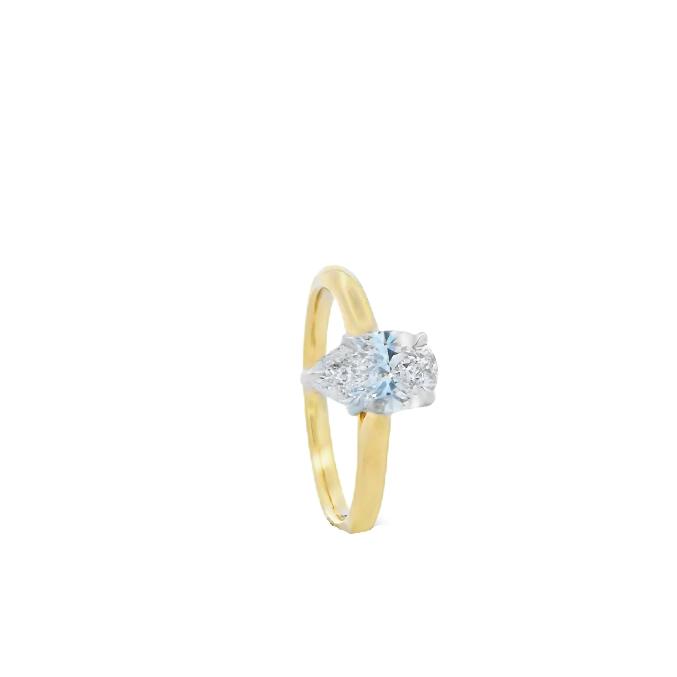 18ct Yellow & White Gold 1.05ct Pear Cut Lab Grown Diamond Solitaire Ring
