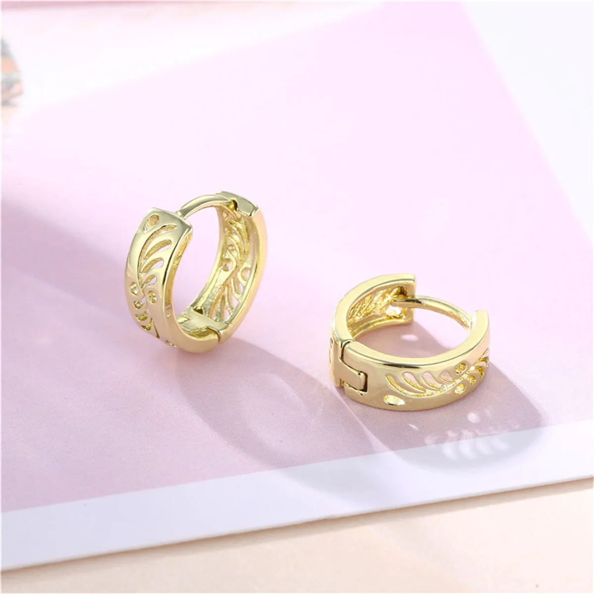 18K Gold-Plated Openwork Rattan Circle Huggie Earrings