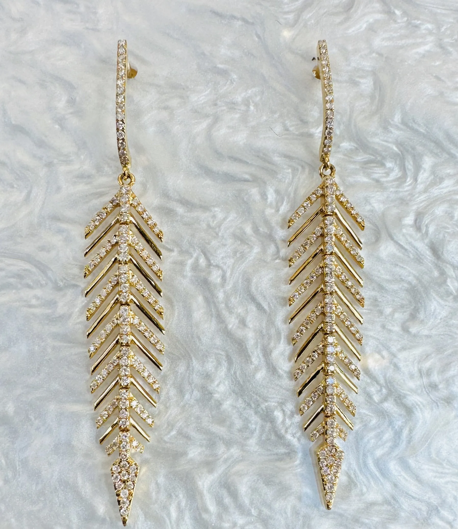 18k Yellow Gold Leaf Design Dangle Earirngs