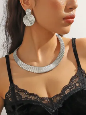 3pcs/Set Luxurious Metal Style Adjustable Collar Necklace & Metal Earrings & Neck Chain
