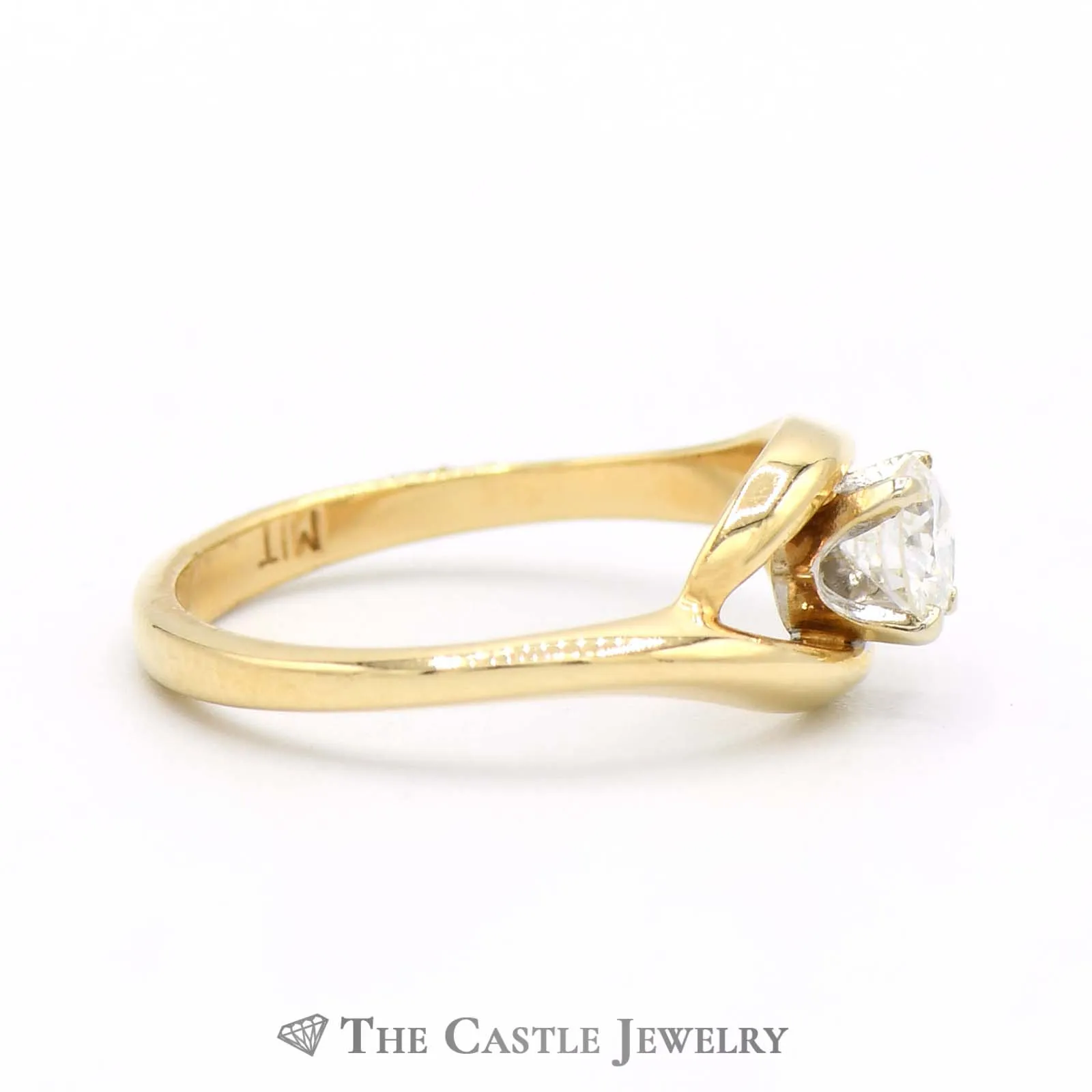 .40ct Round Diamond Solitaire in 14k Yellow Gold Open Eye Shape