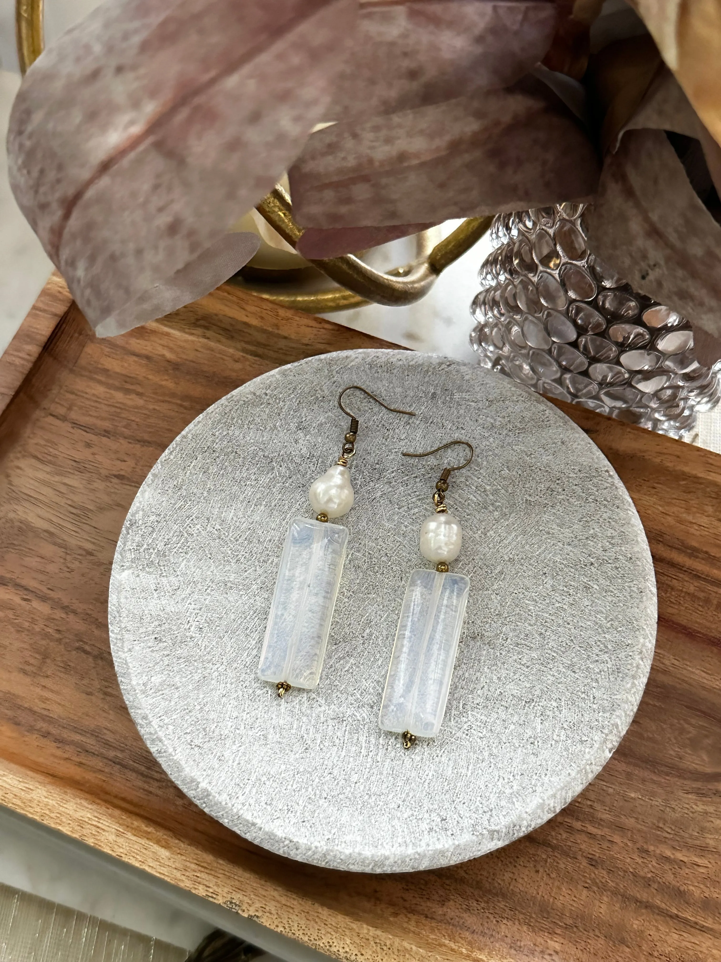 8753JE - Shelly Drop Earrings