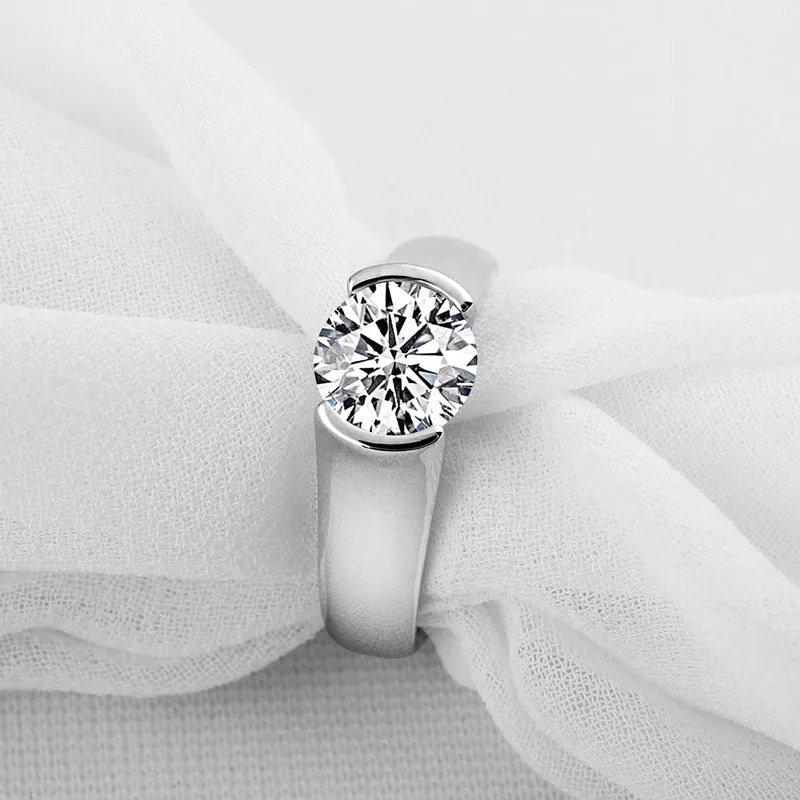 Ainuoshi Moissanite Diamond Solitaire Ring
