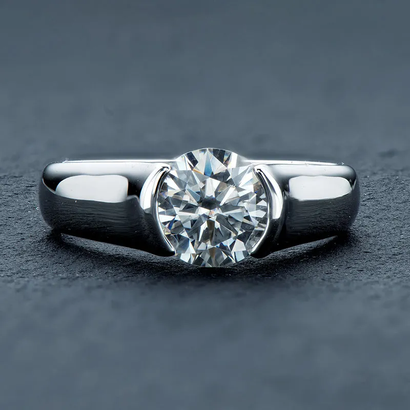 Ainuoshi Moissanite Diamond Solitaire Ring
