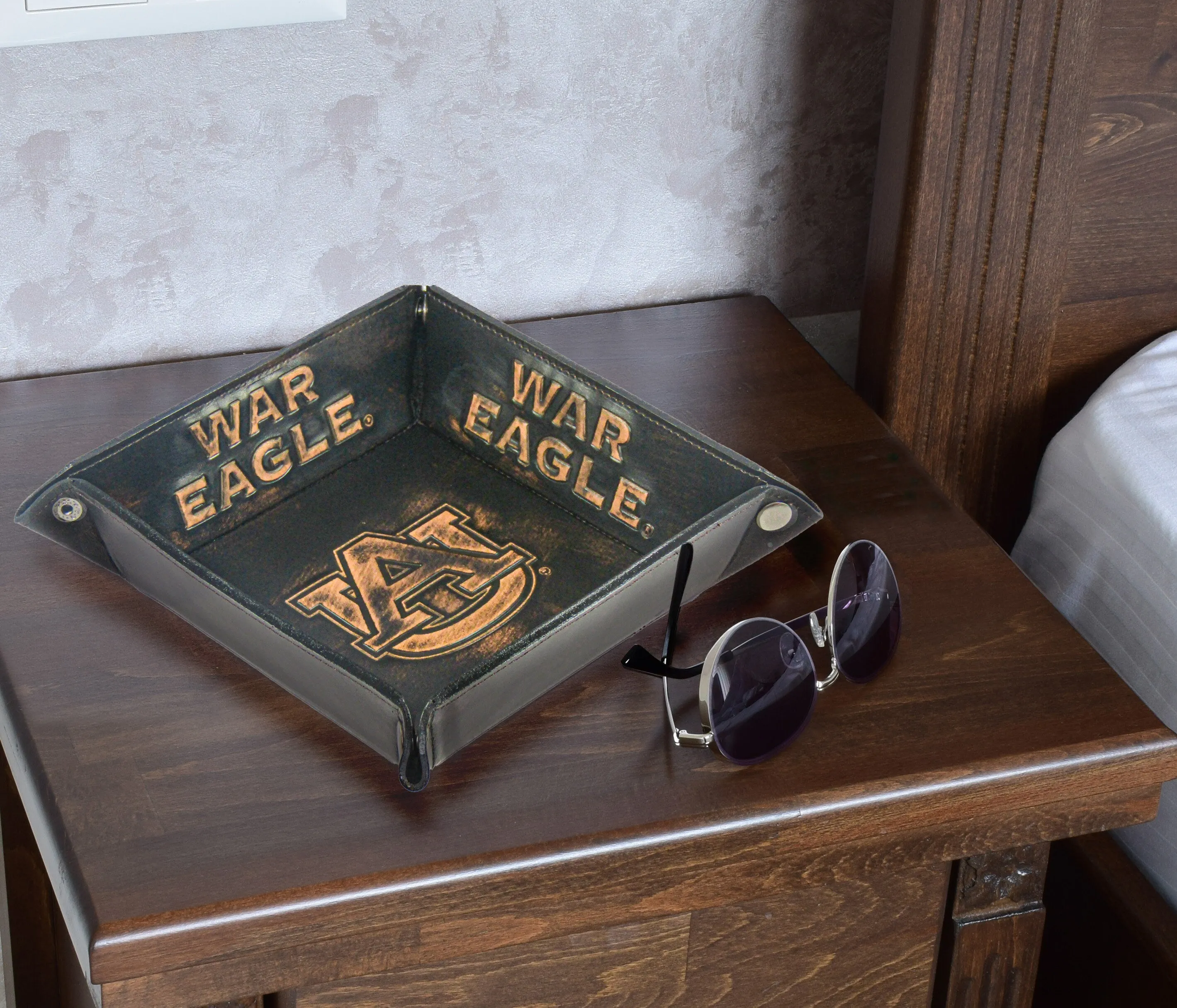 Auburn Tigers Men's Collegiate Valet Tray, Catch-all, Desk Organizer, Nightstand Tray. Brown Burnished Full Grain Leather Finish.