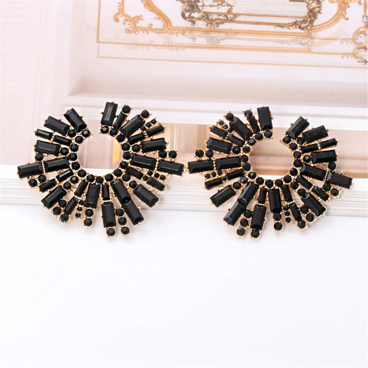 Black Cubic Zirconia & 18K Gold-Plated Stud Earring