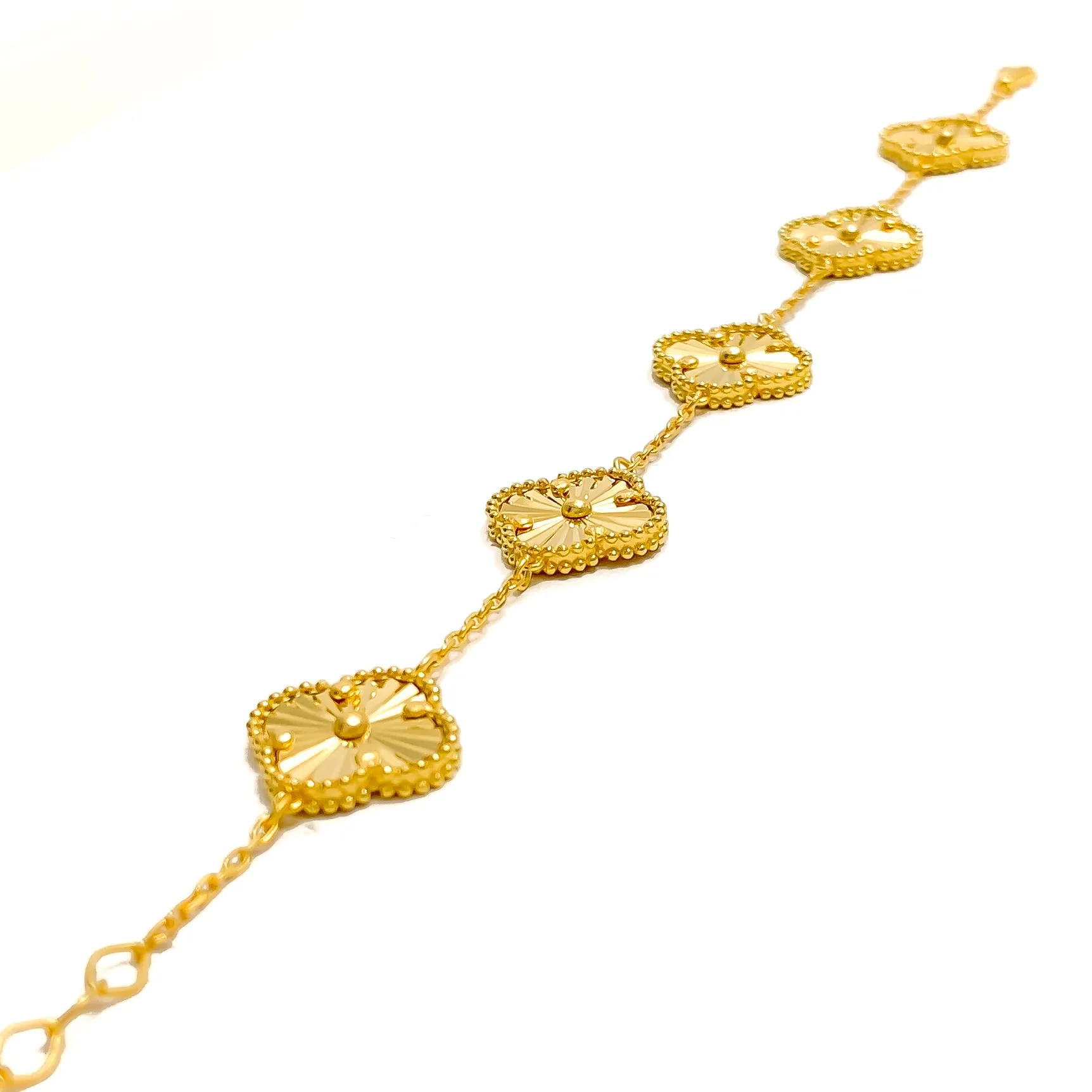 Brilliant Sleek 21k Gold Bracelet