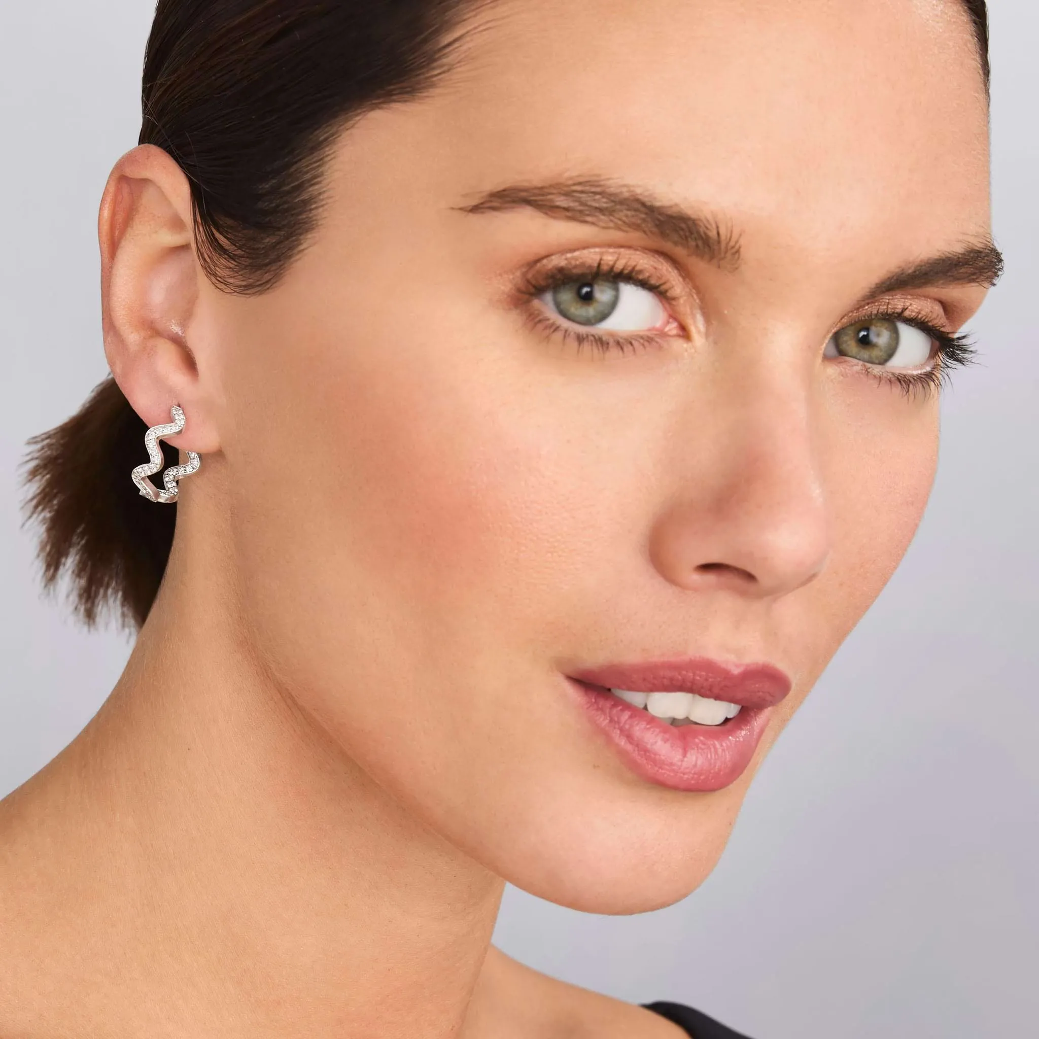 Caviar Spark Wave Diamond Hoop Earrings