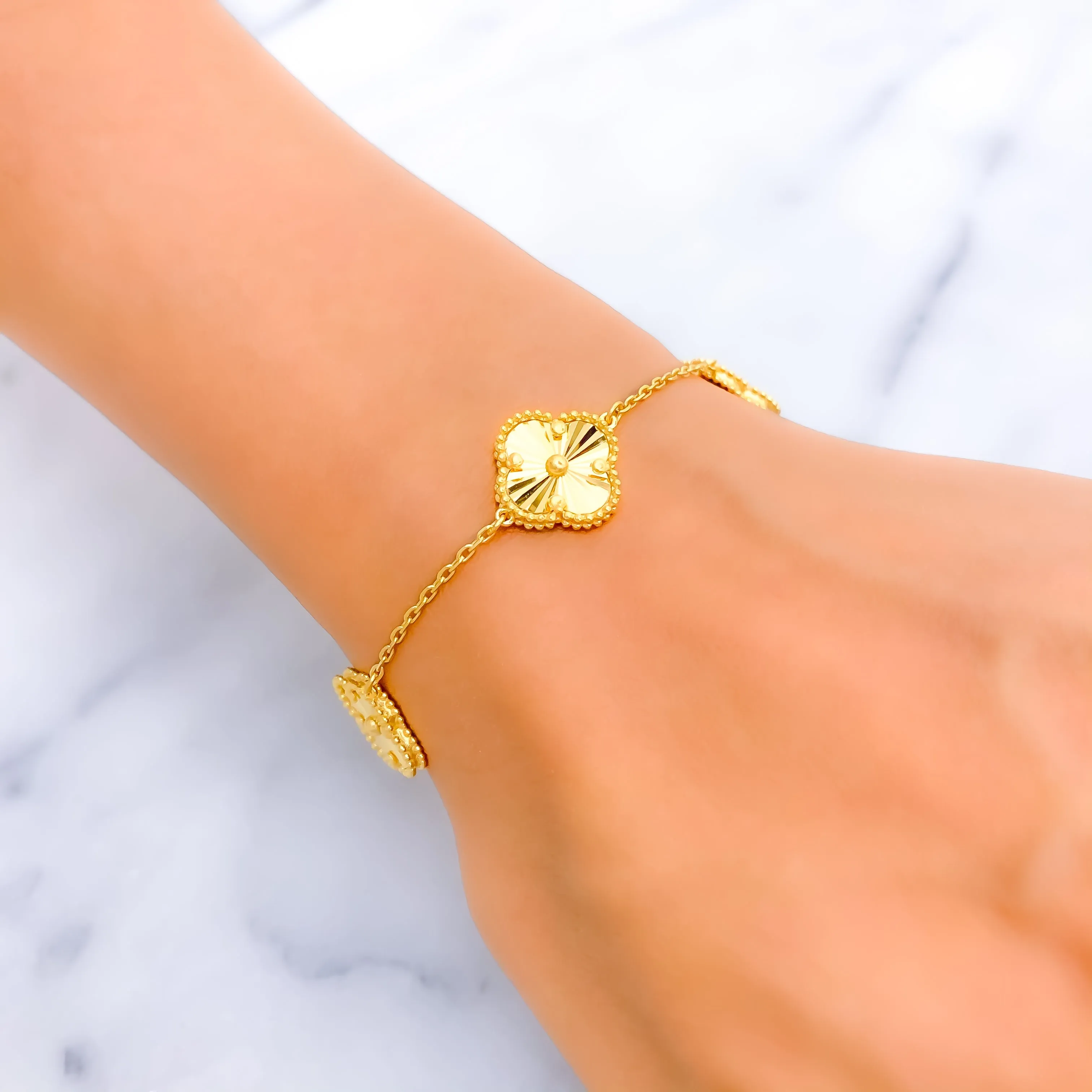 Charming Intricate 21k Gold Clover Bracelet