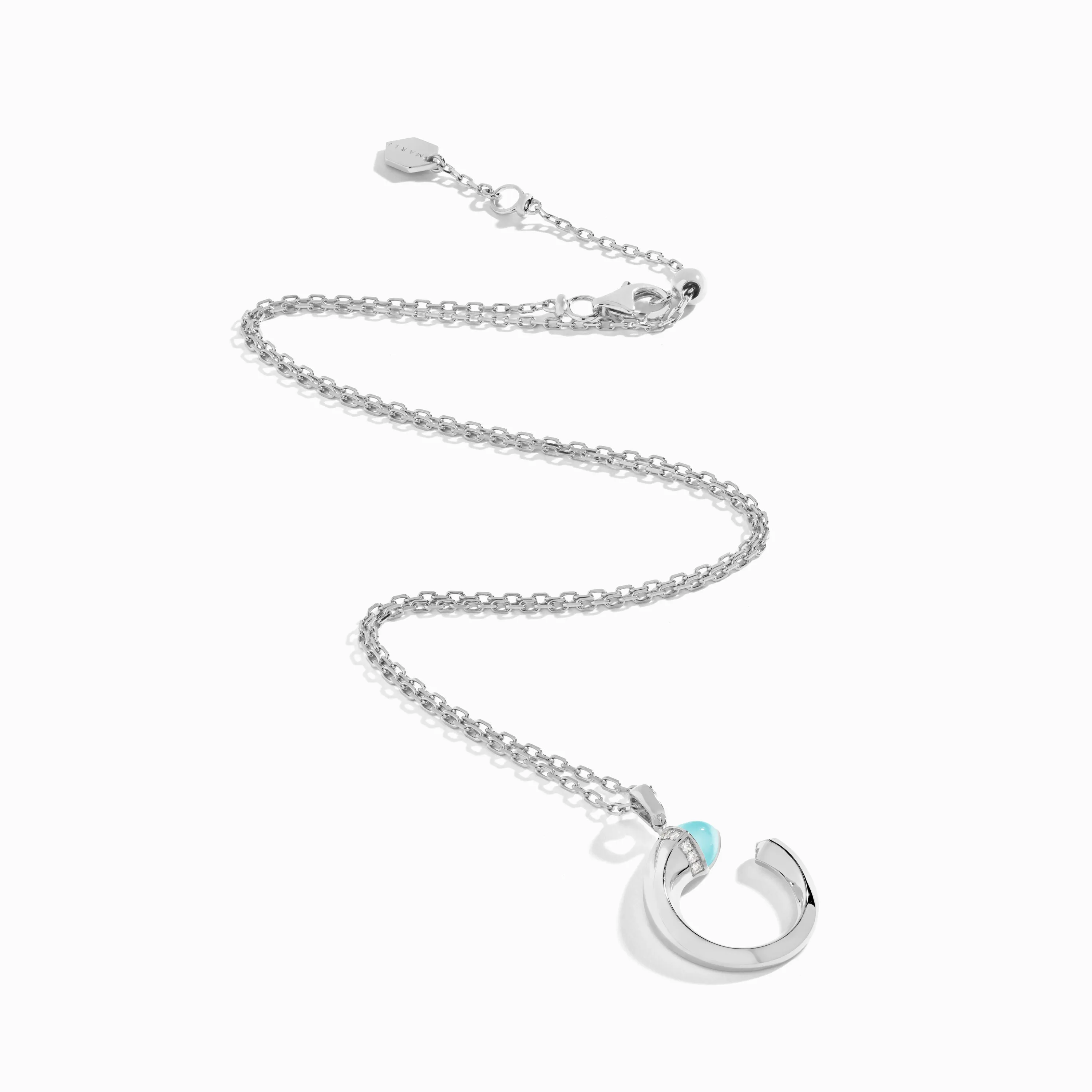Cleo Venus Gold Pendant