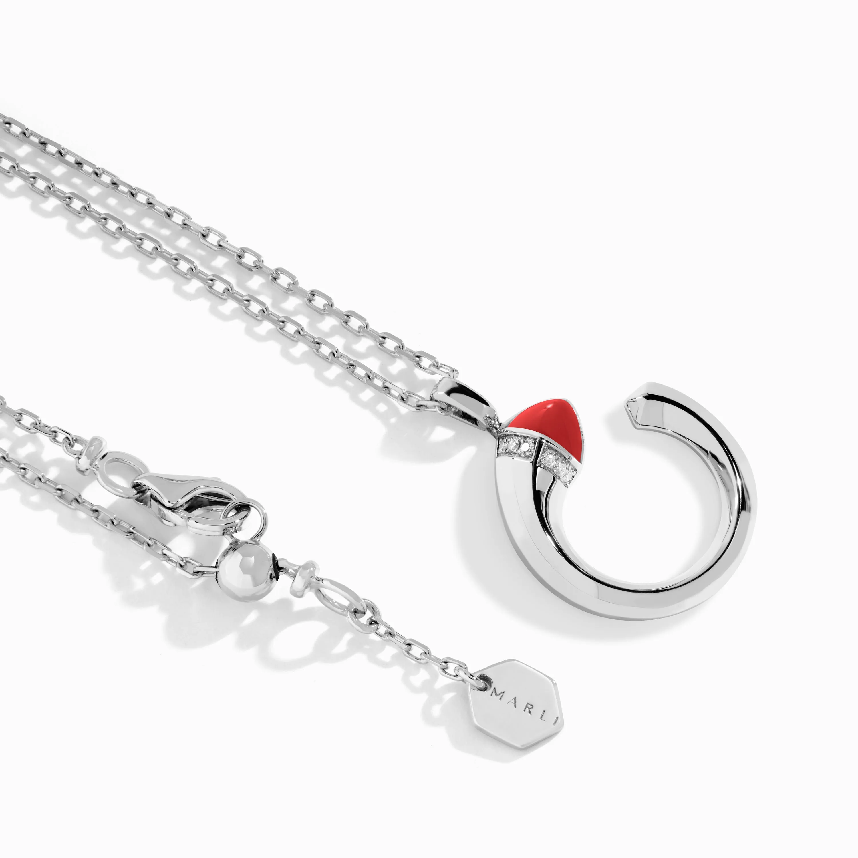 Cleo Venus Gold Pendant