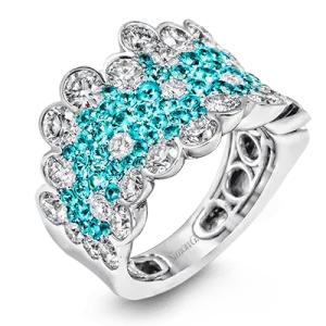 Color Ring in 18k Gold with Diamonds