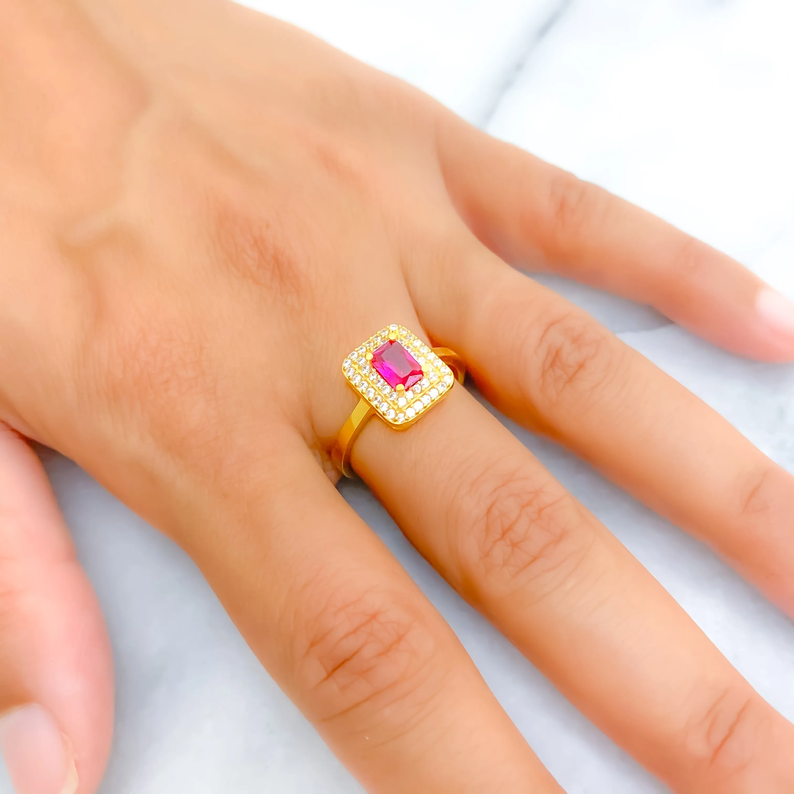 Dazzling Vibrant 22k Gold CZ Ring w/ Solitaire Stone