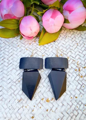 Donna Earring in Onyx