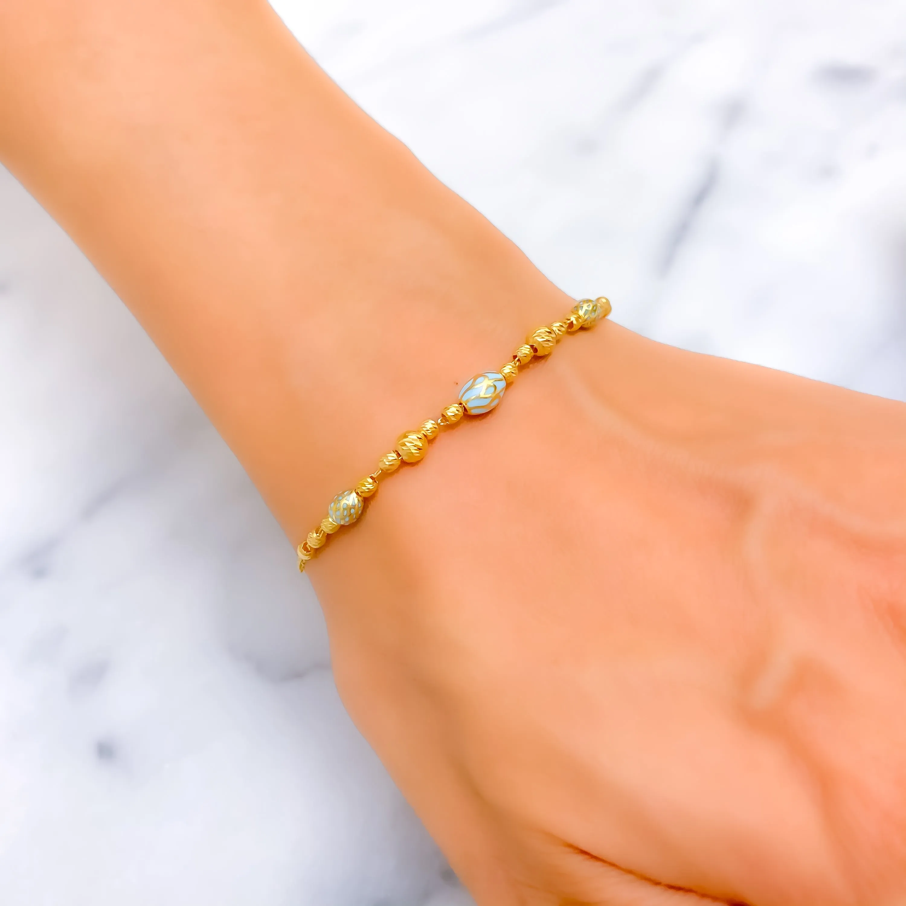 Dynamic Glowing 21k Gold Bracelet