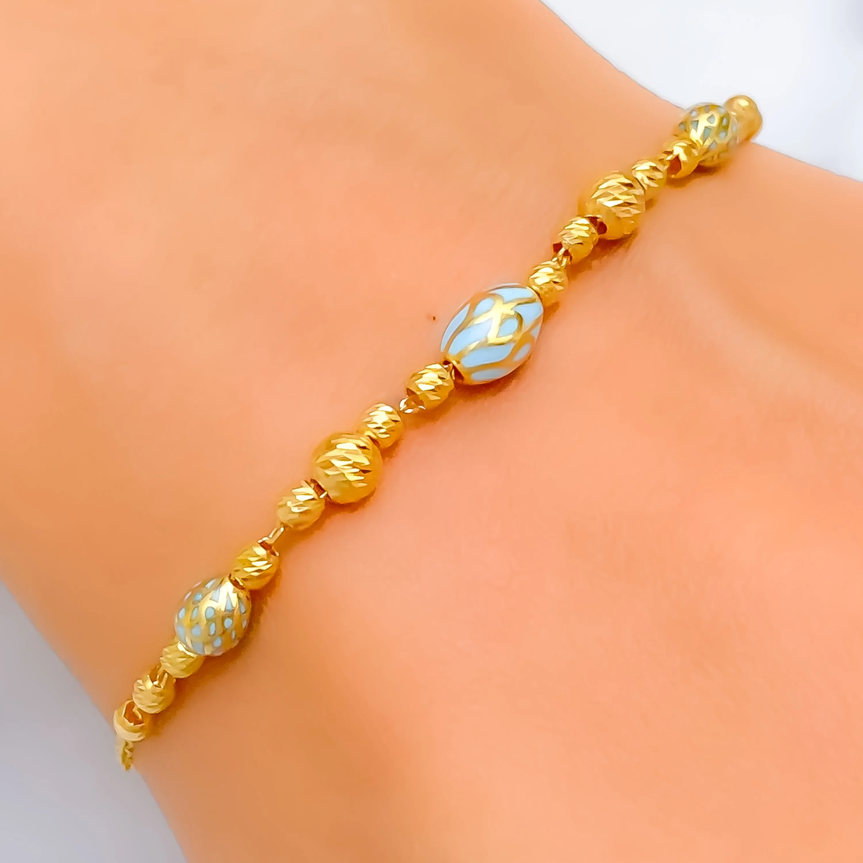 Dynamic Glowing 21k Gold Bracelet