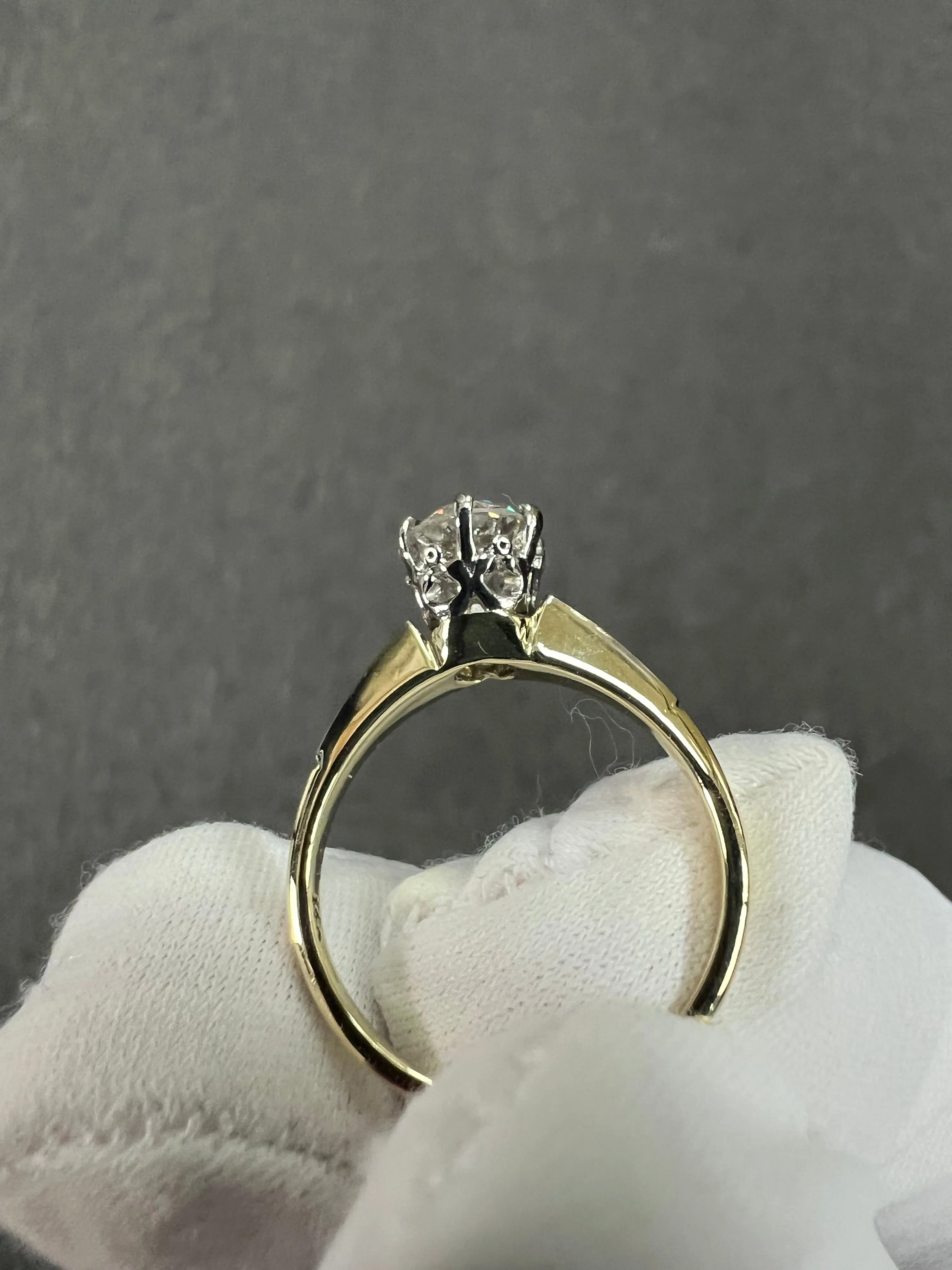 Edwardian 0.85 Carat Old European Cut Diamond Solitaire Engagement Ring Circa 1910