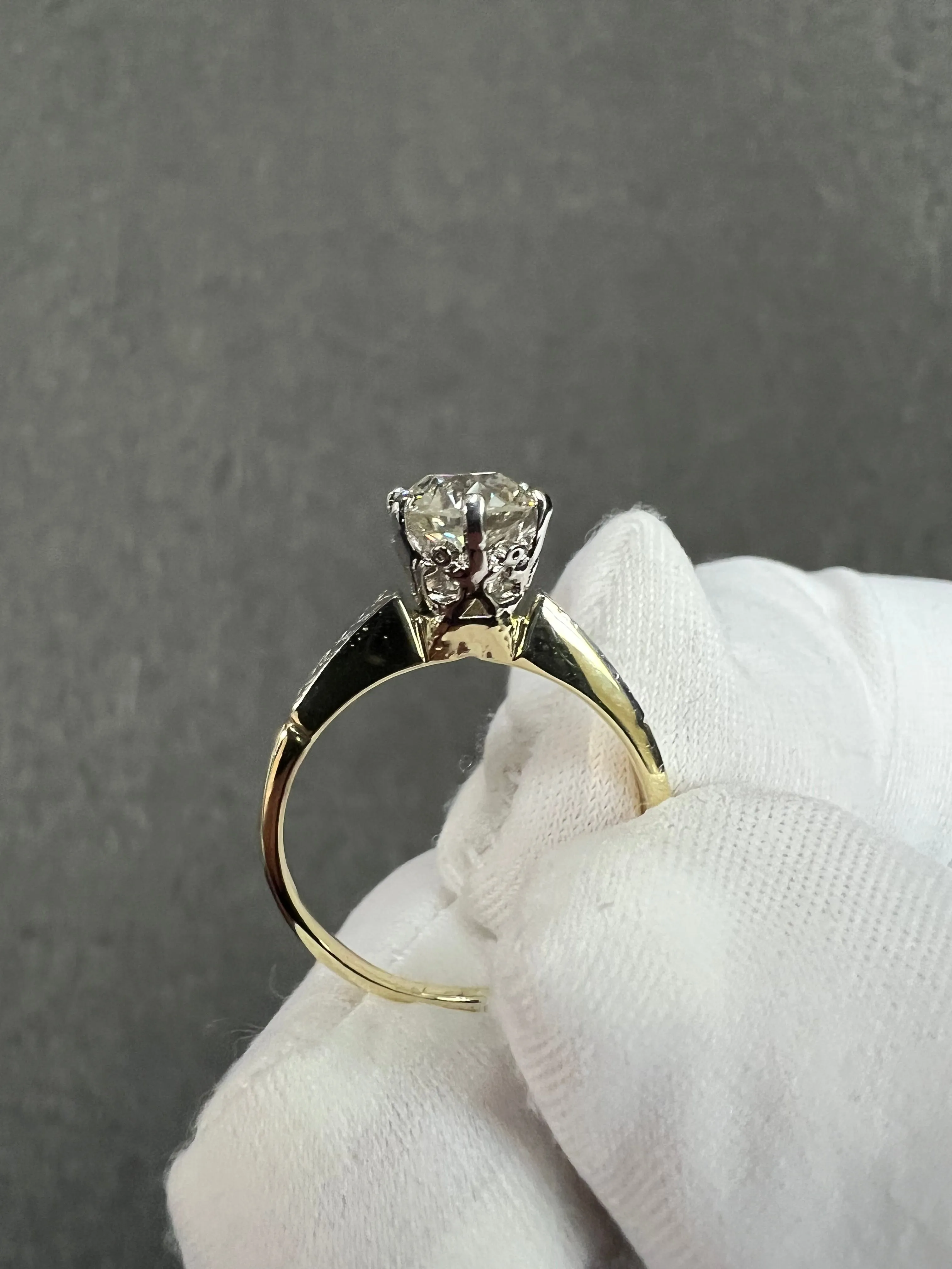 Edwardian 0.85 Carat Old European Cut Diamond Solitaire Engagement Ring Circa 1910
