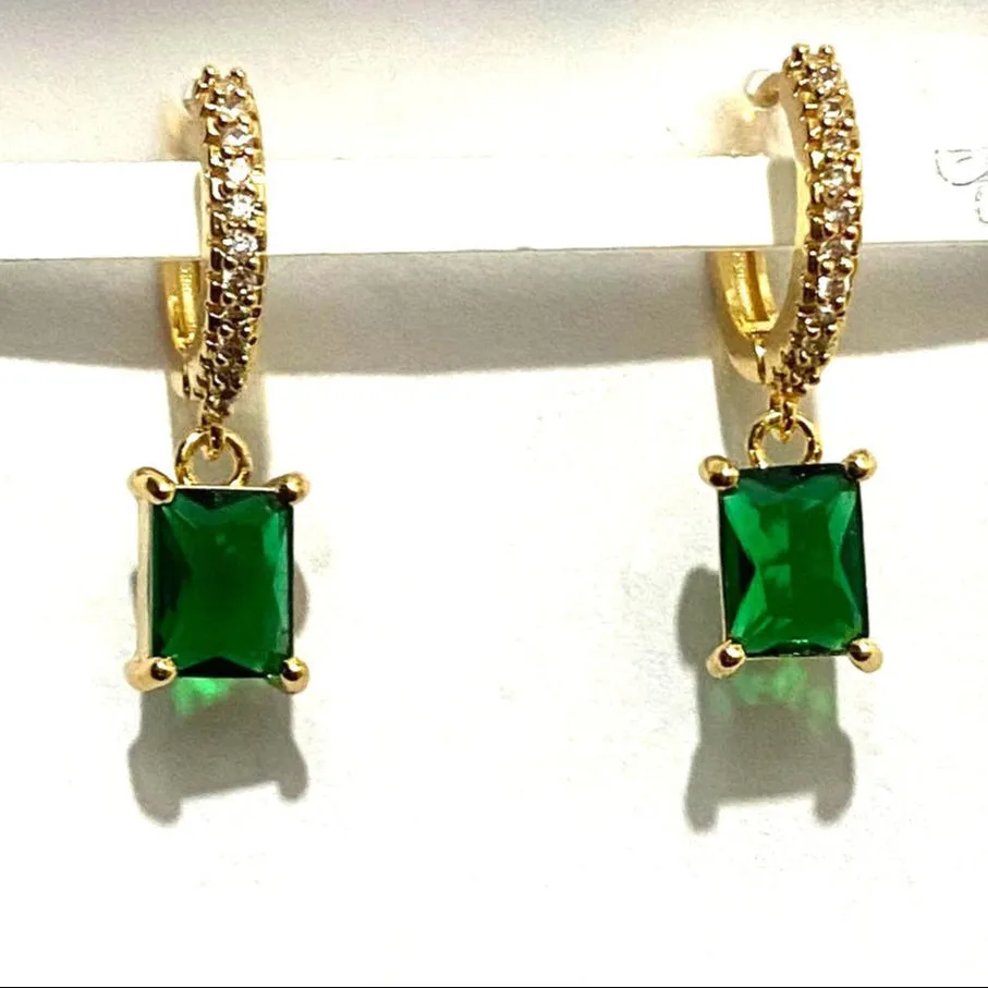 Emerald Bloom Earring