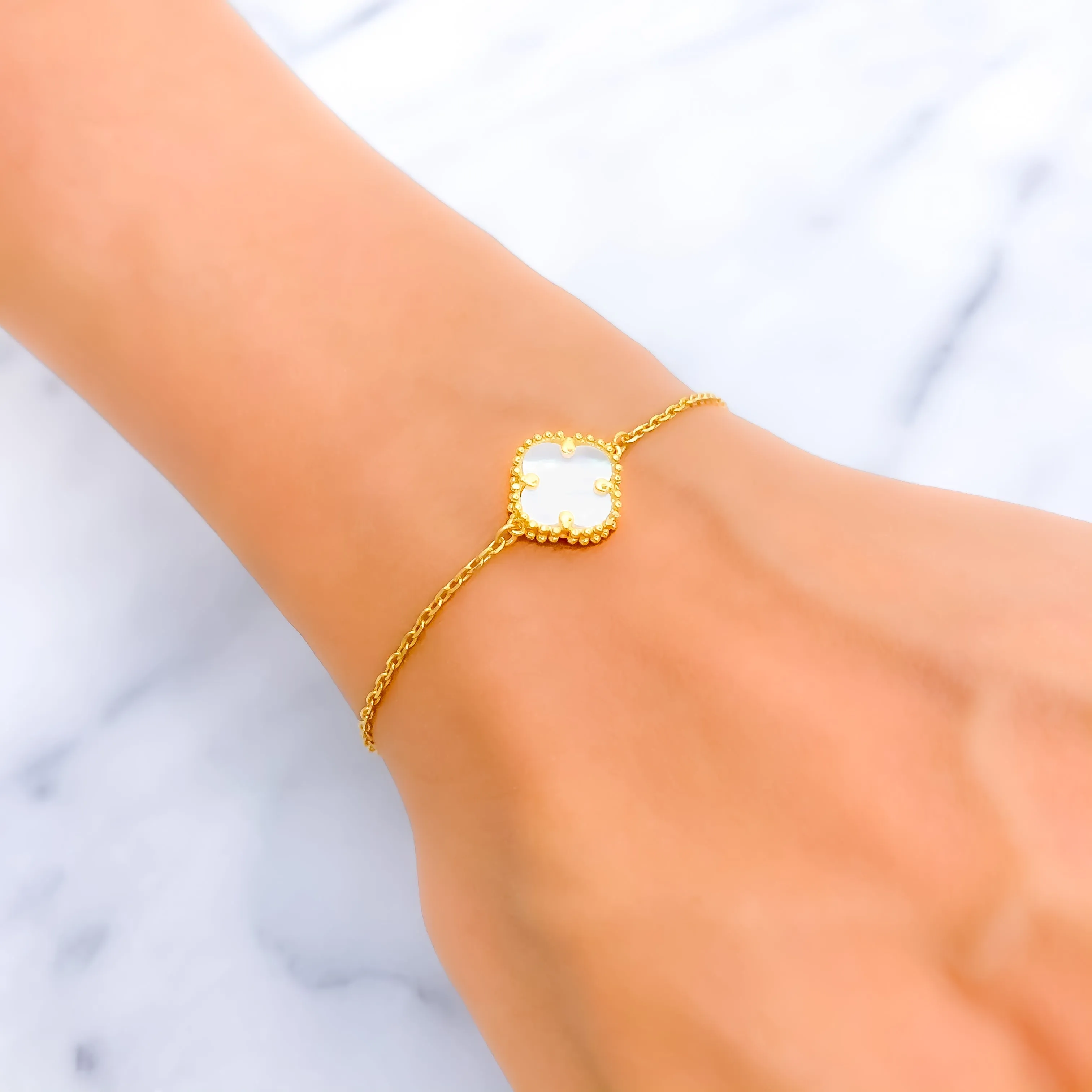 Exquisite Tasteful 21k Gold Bracelet