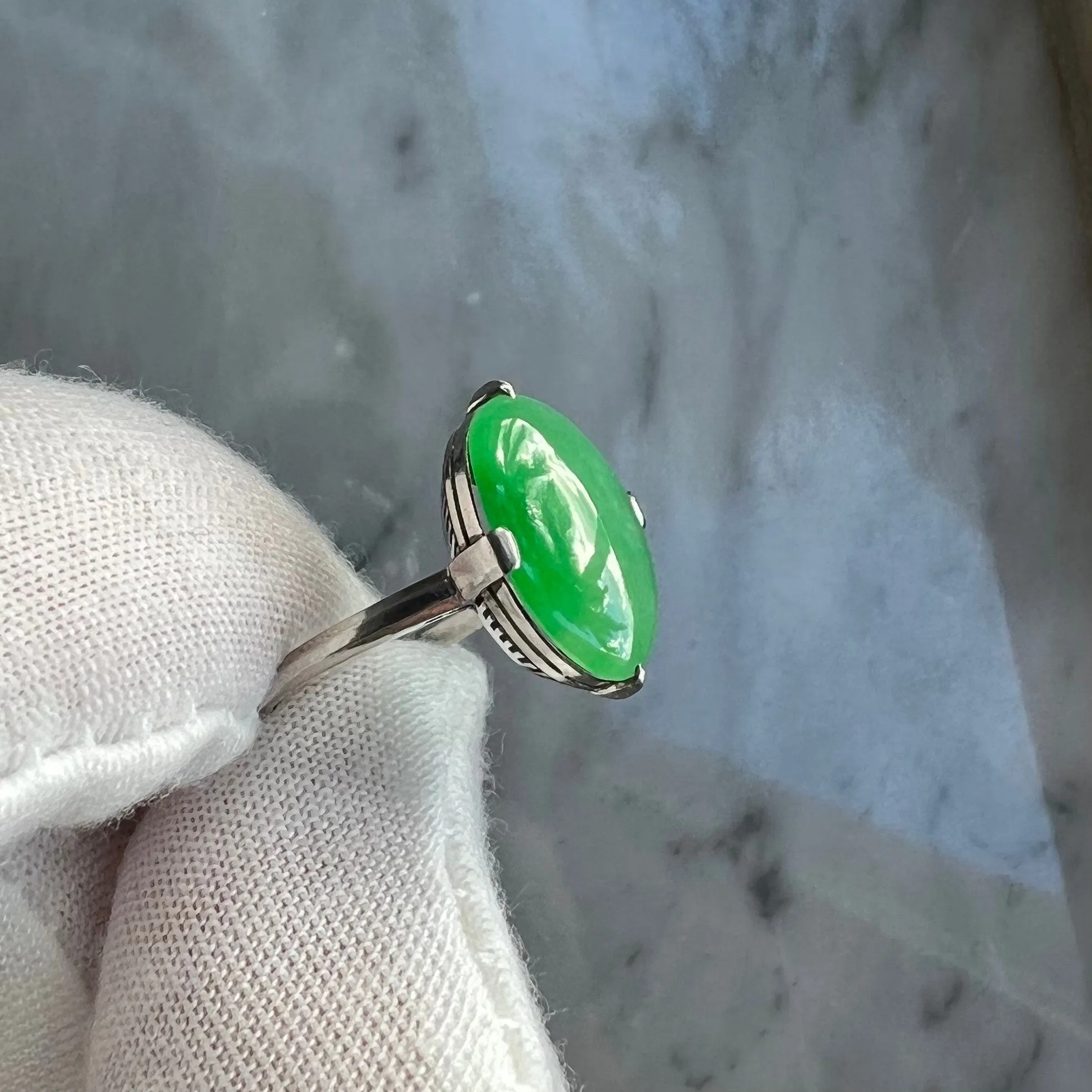 Fine Vintage 1960’s Platinum Natural 4.75 Carats Green Jadeite Solitaire Ring