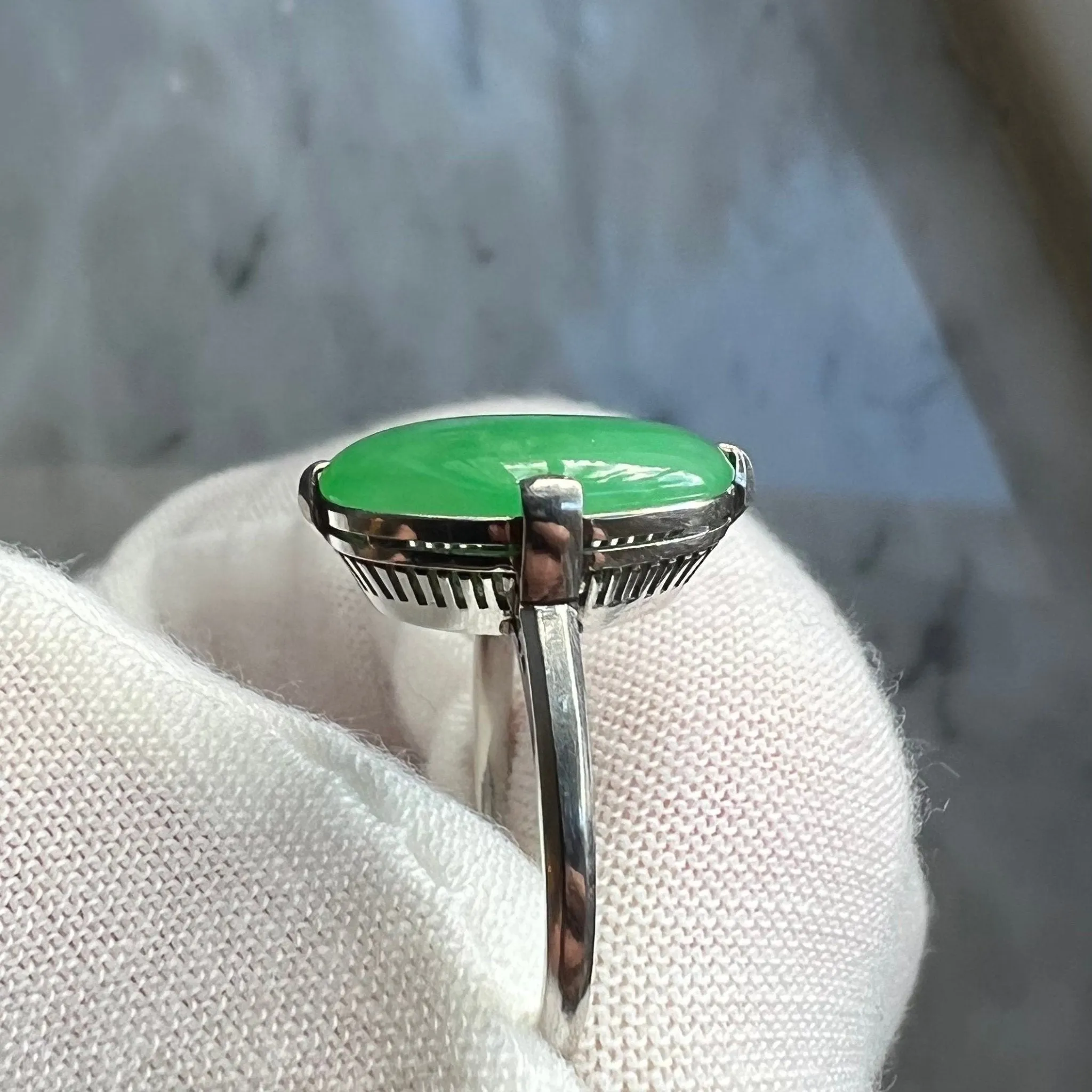 Fine Vintage 1960’s Platinum Natural 4.75 Carats Green Jadeite Solitaire Ring