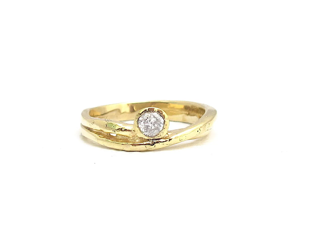 Fragment Solitaire Ring
