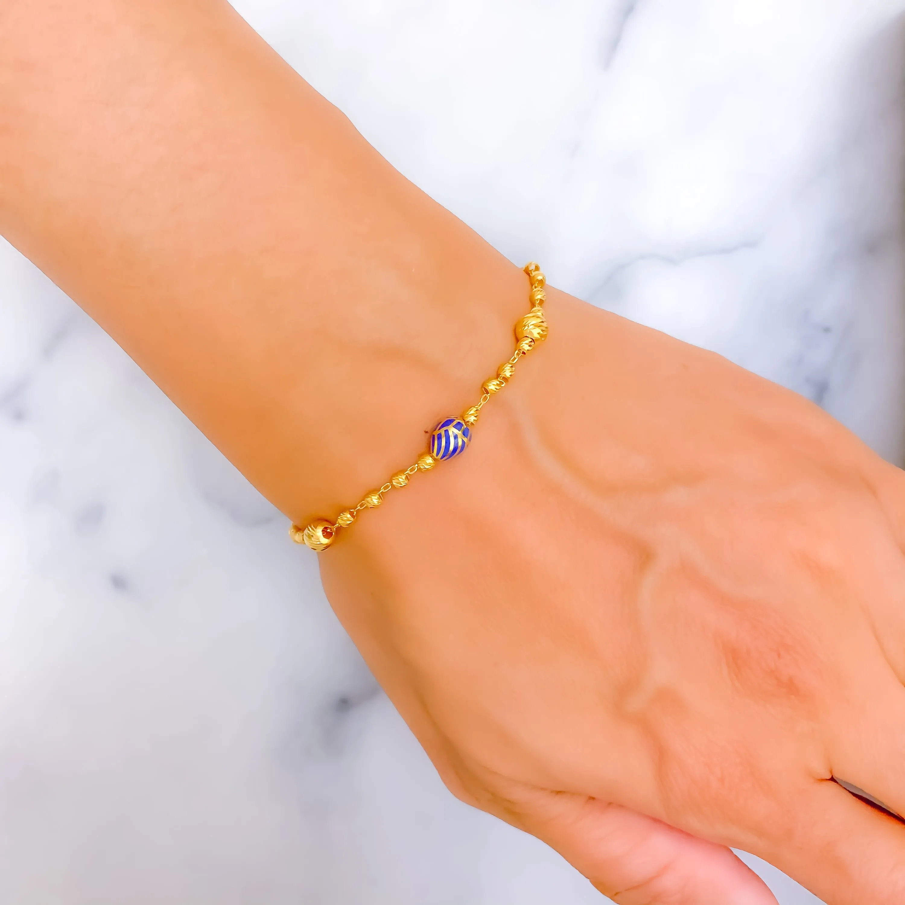 Graceful Distinct 21k Gold Bracelet