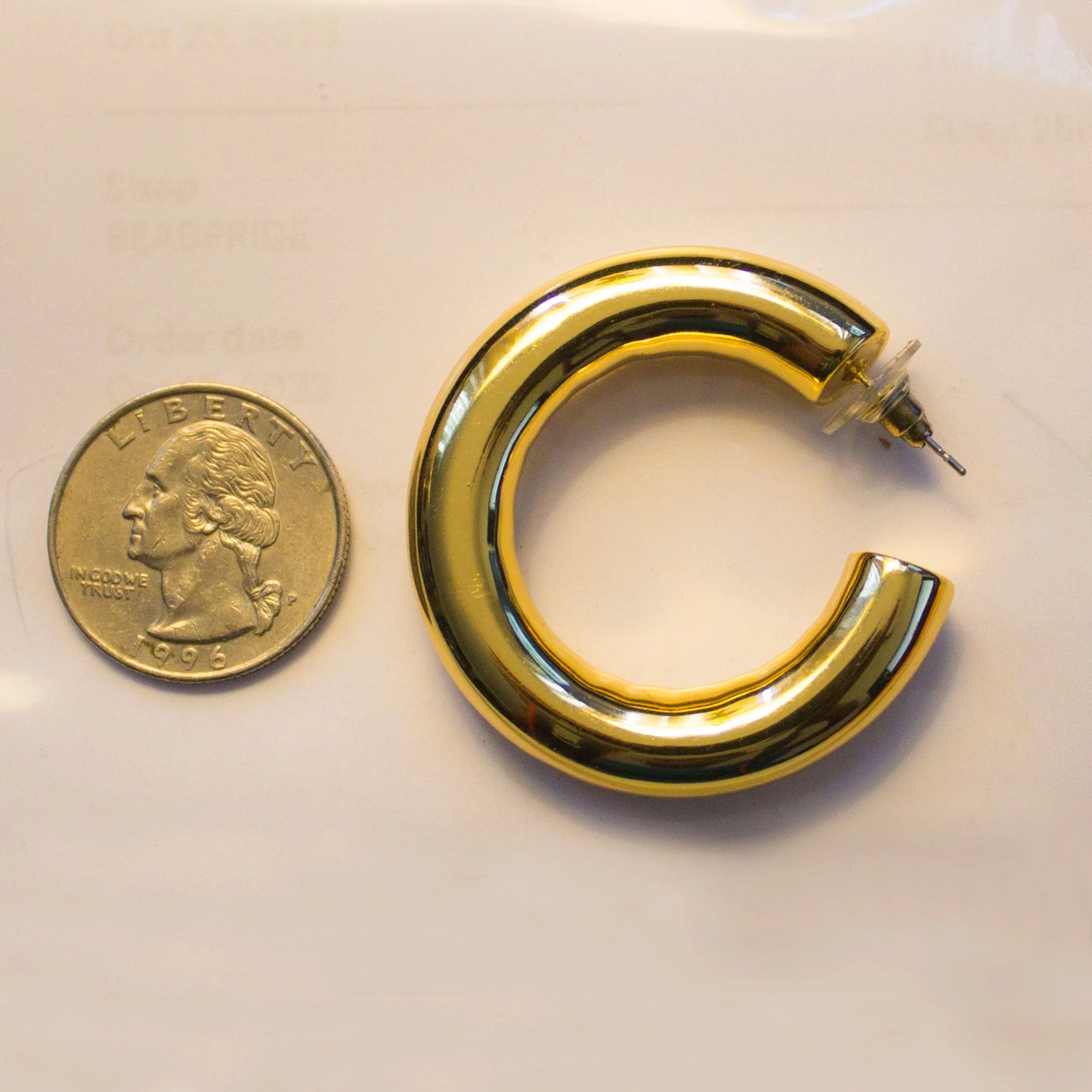 Jacqui' Hoop Earrings