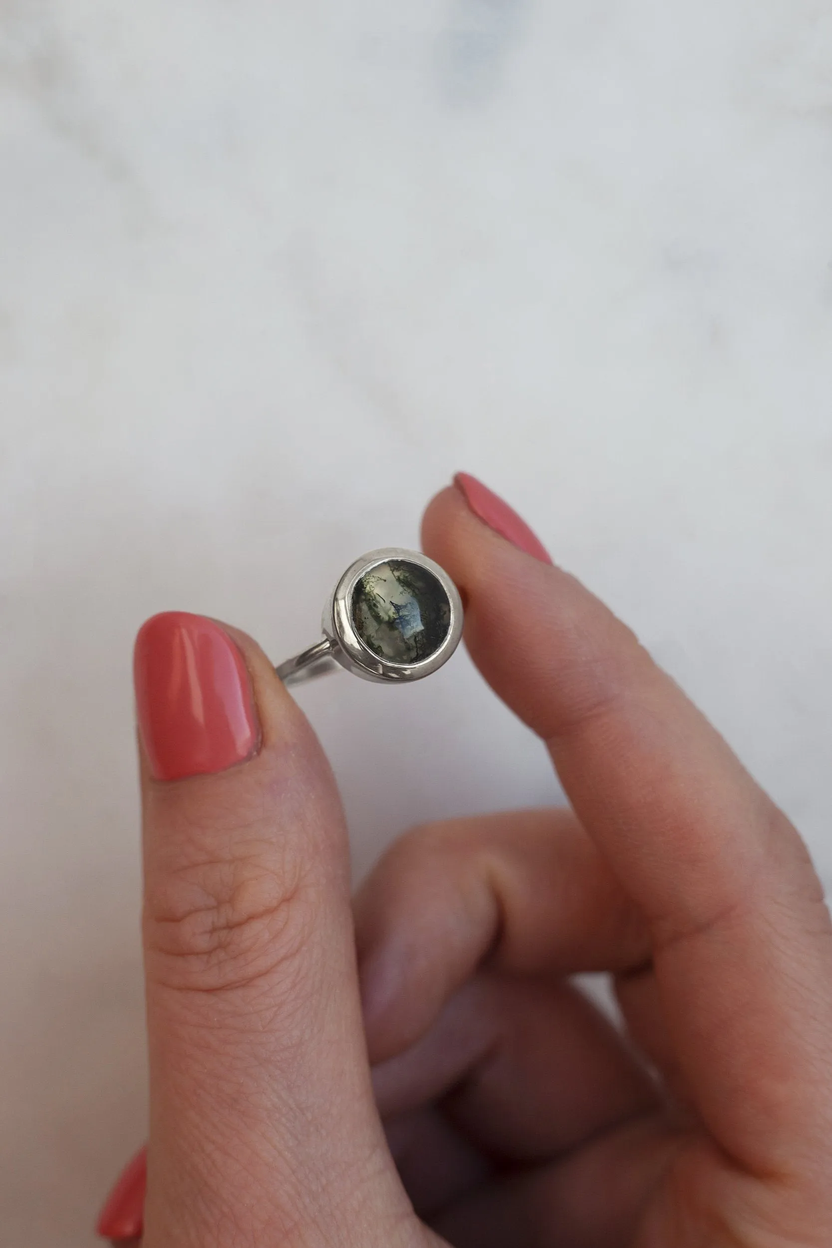 Juno Round Moss Agate Solitaire Ring