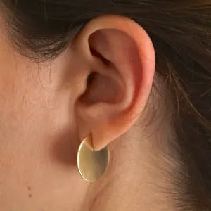 Large Circle Stud Earrings: Attention-Grabbing Statement Pieces 0286