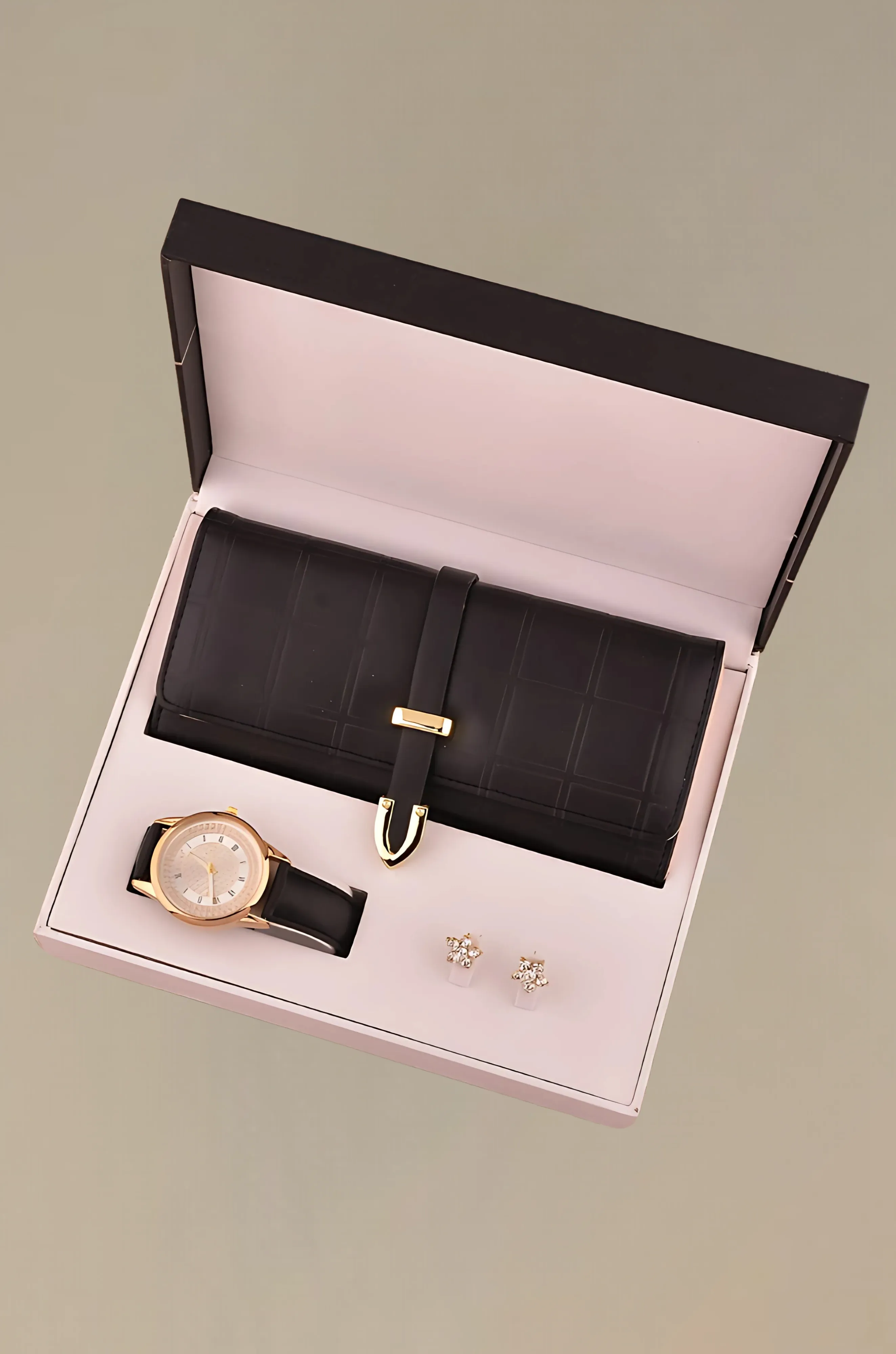 Liora - Sophisticated Gift Set for Woman