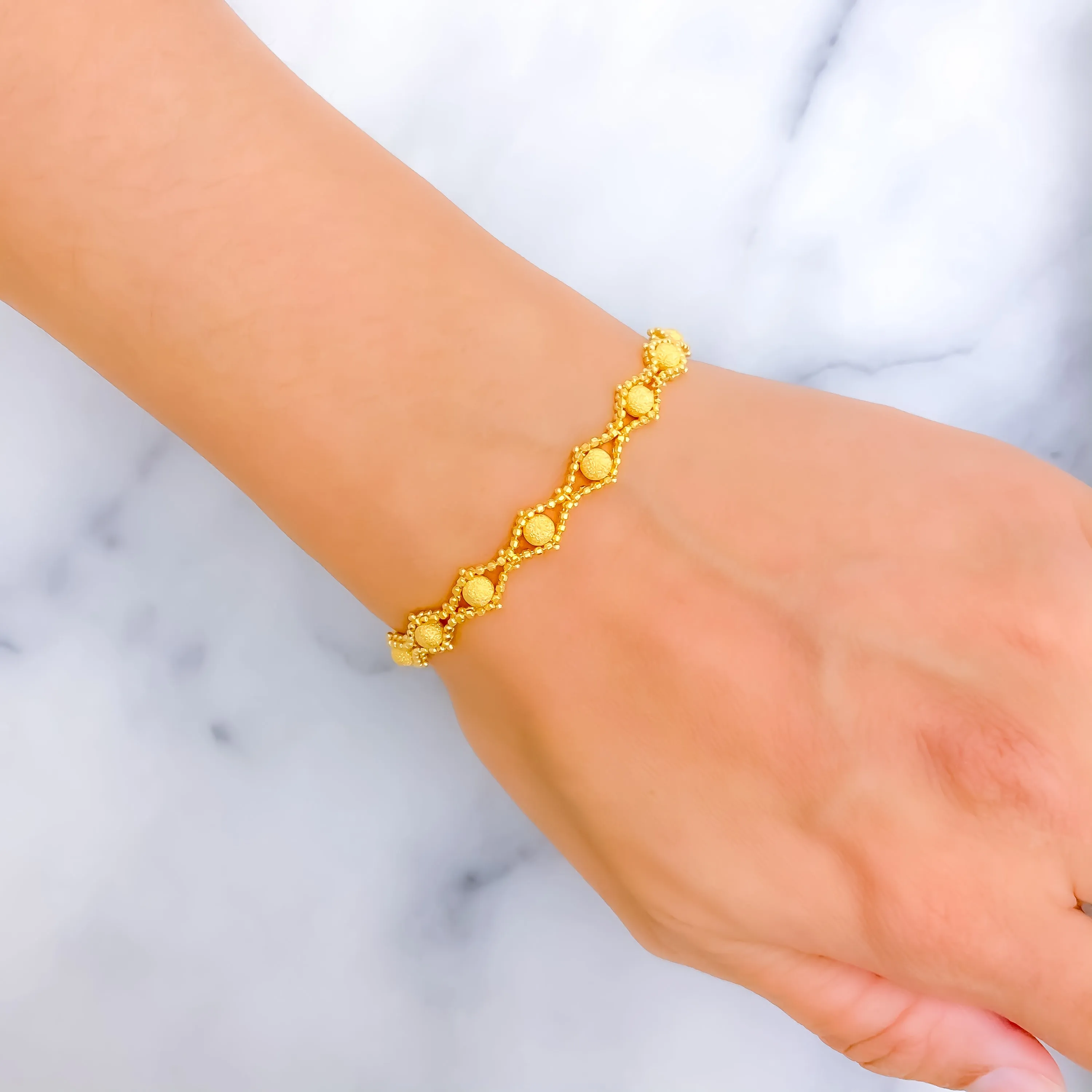 Lovely Fashionable 22K Gold Bracelet