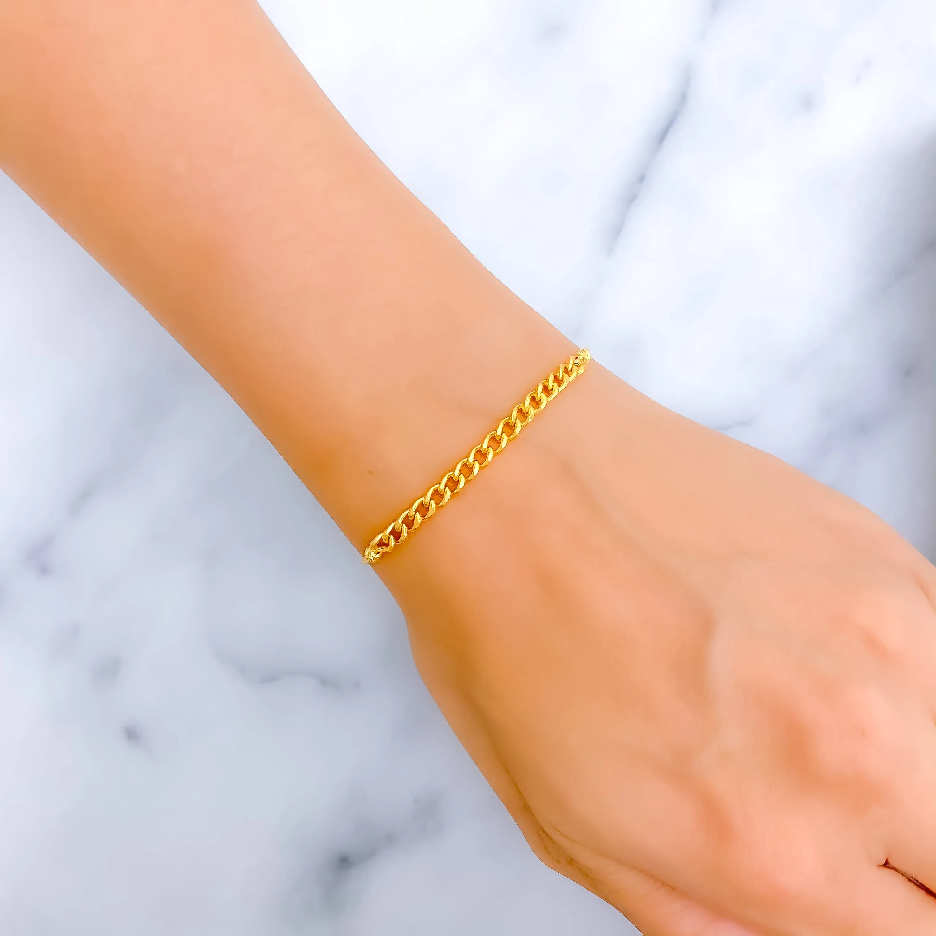 Lovely Sophisticated 21k Gold Bolo Bracelet