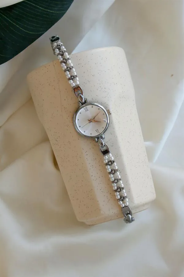 <tc>Pearl Silver Montre bracelet en métal rond avec perles 11</tc>