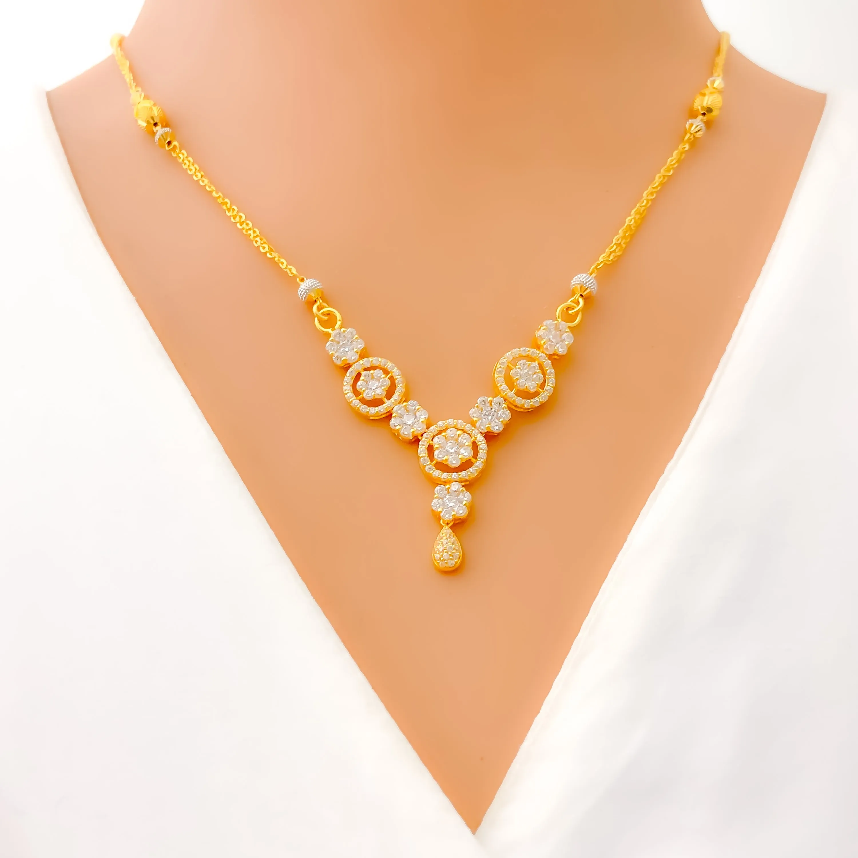 Luxurious Alluring 22k Gold Modish Floral CZ Necklace Set