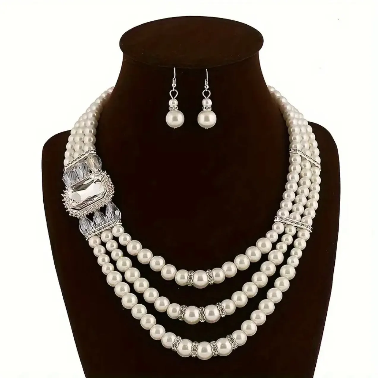Luxurious Pearls Jewelry Set