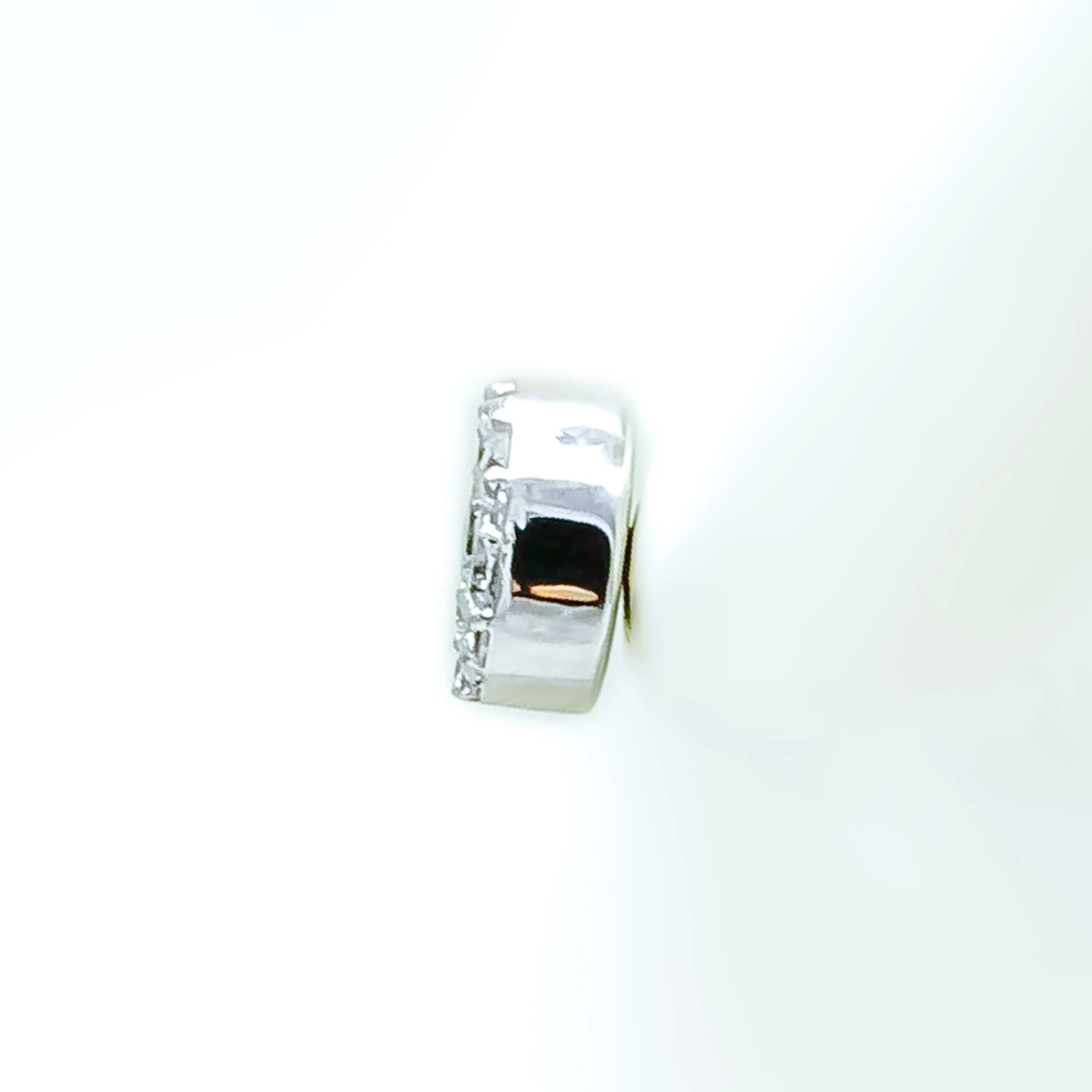Magnificent Bold 18K Gold   Diamond Earrings