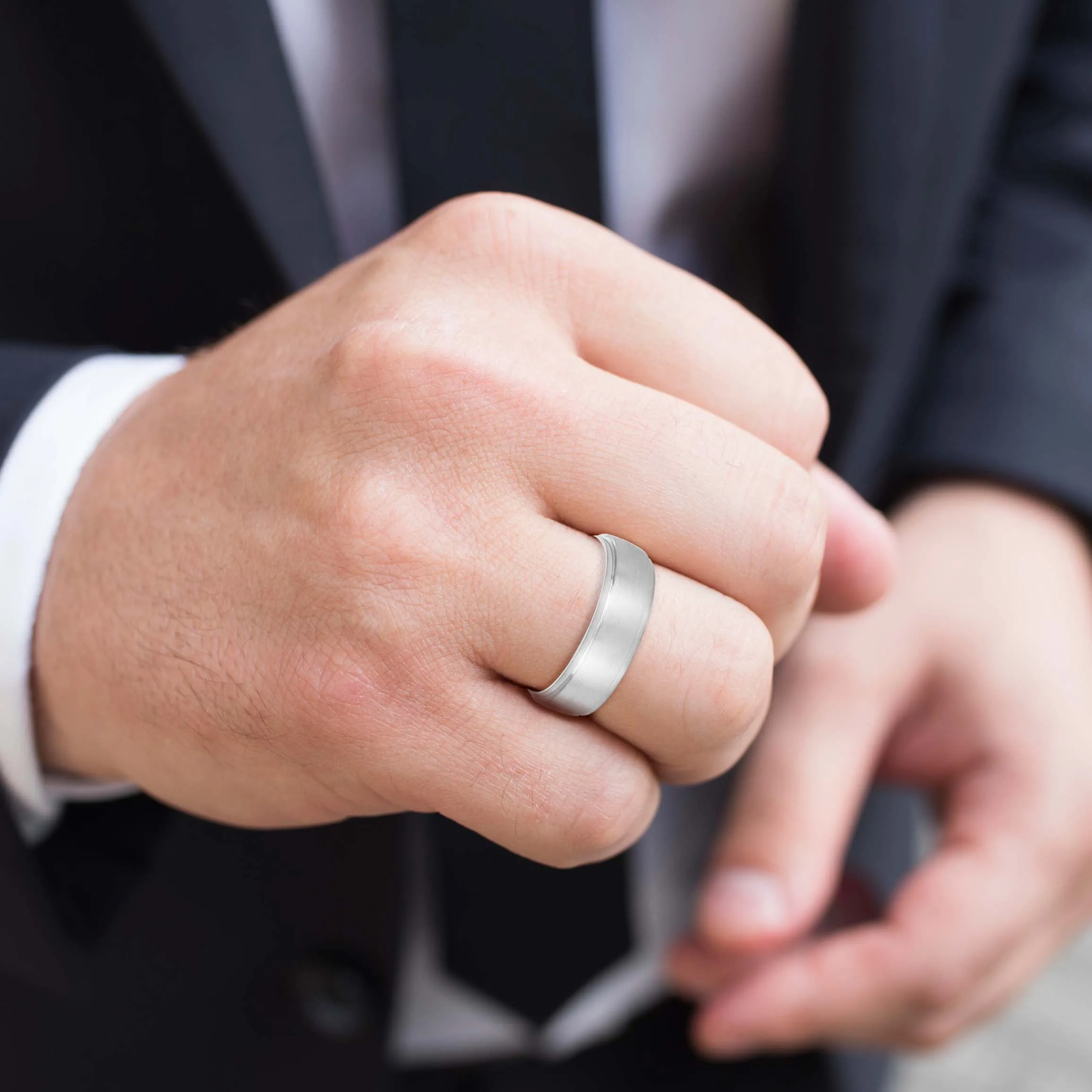 Men's Step Edge Matte Wedding Band