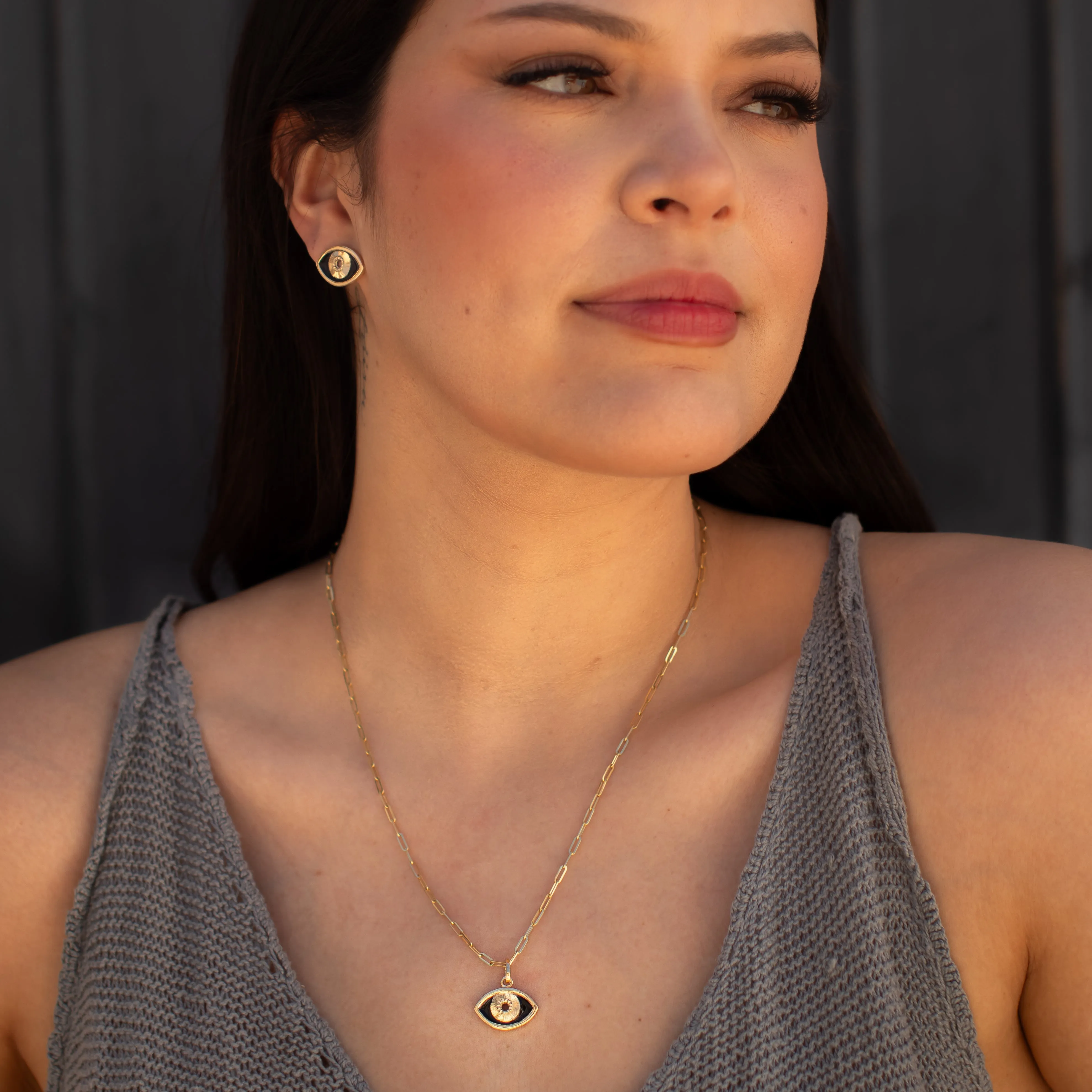 Mira stud earring