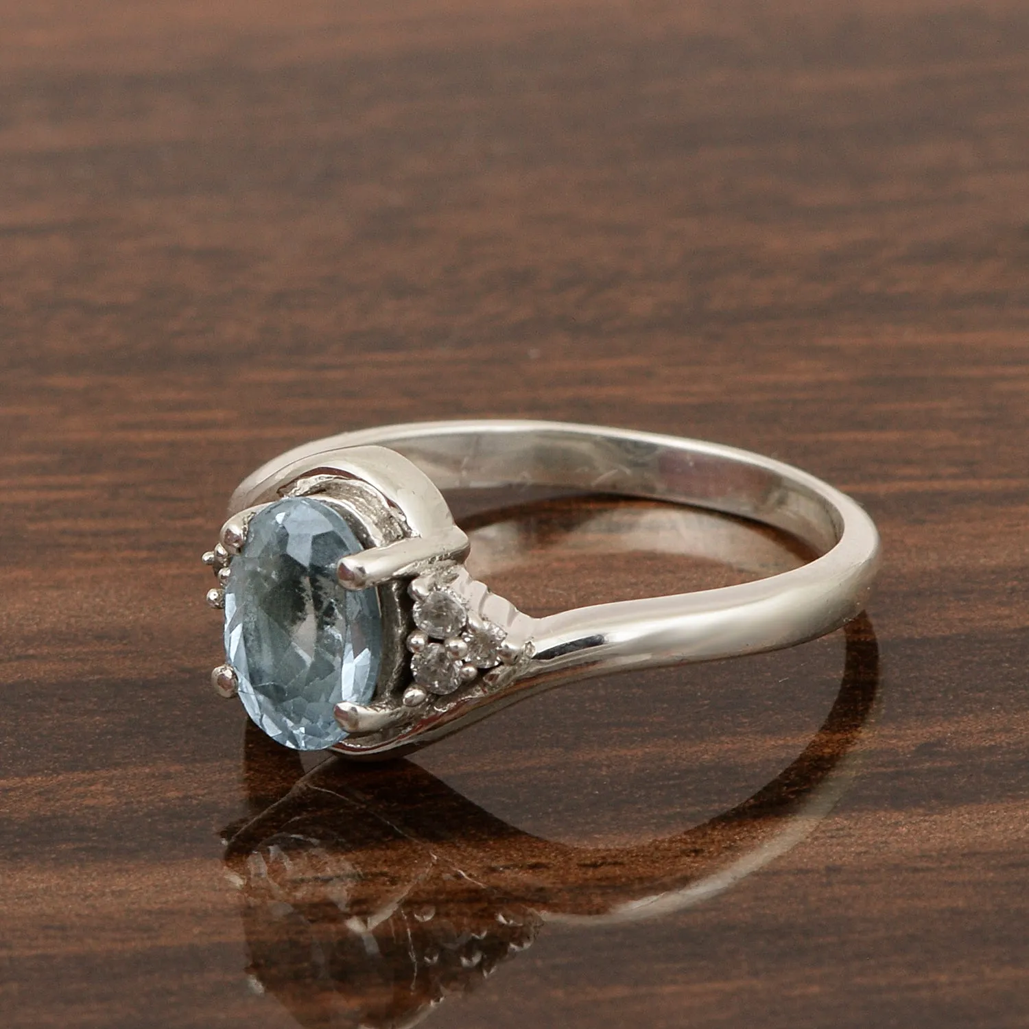 Oval Cut 1.5 Ctw Aquamarine Sterling Silver Solitaire Rings