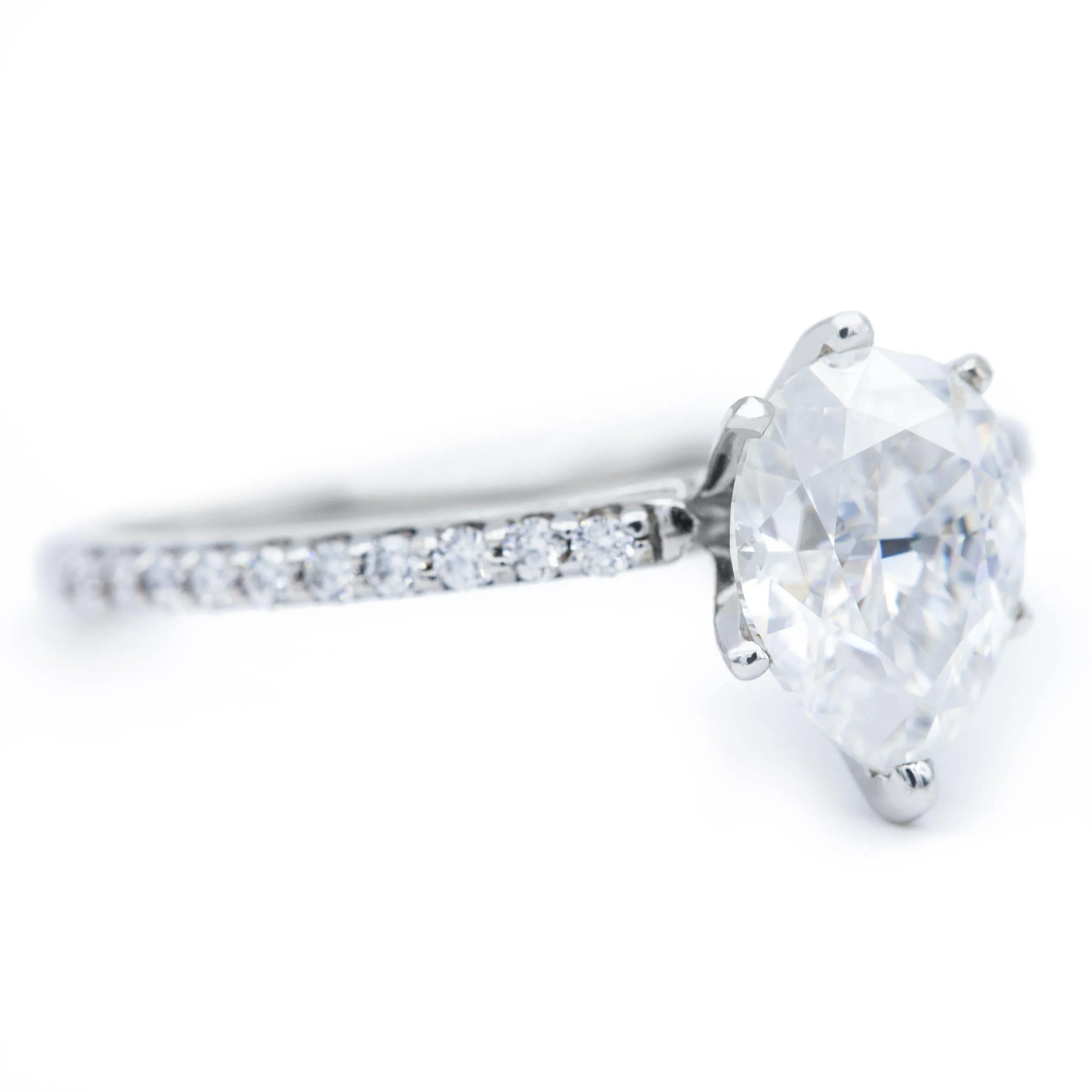 Pear Crushed Ice Moissanite 6 Prongs Diamond Accent Ice Cathedral Solitaire Ring