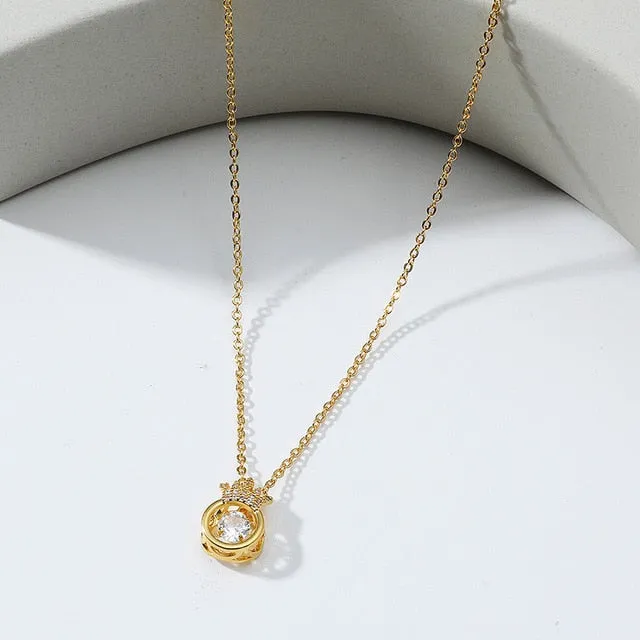 PERFECT GIFT 👑   Crown Necklace