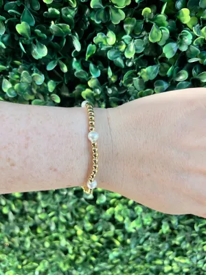 Petite in Pearls Bracelet