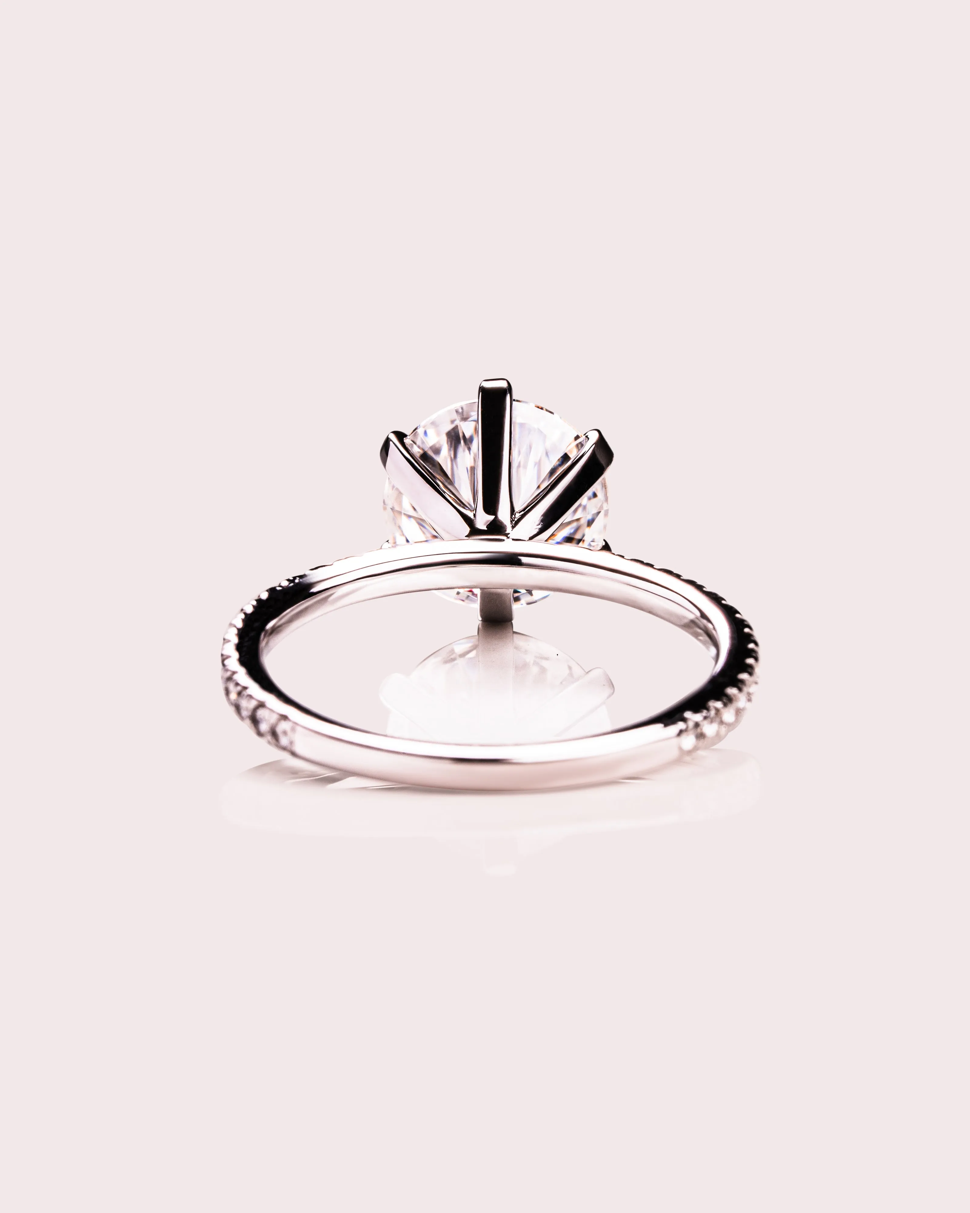 Ready to Ship - Laura - Round Brilliant