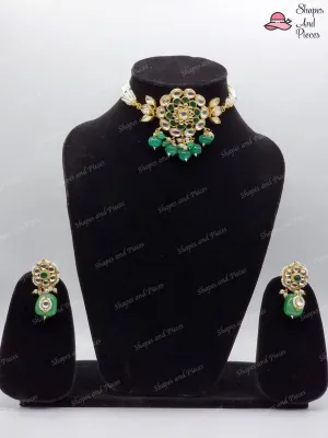 Sapna Pachi Kundan Set